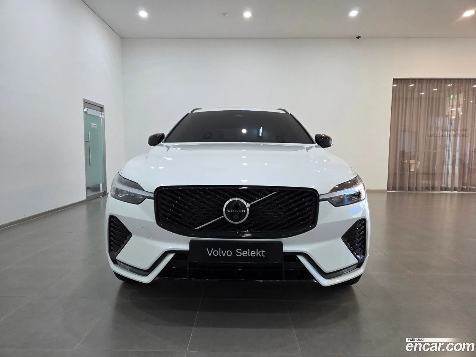 Volvo XC60 2025 — 8