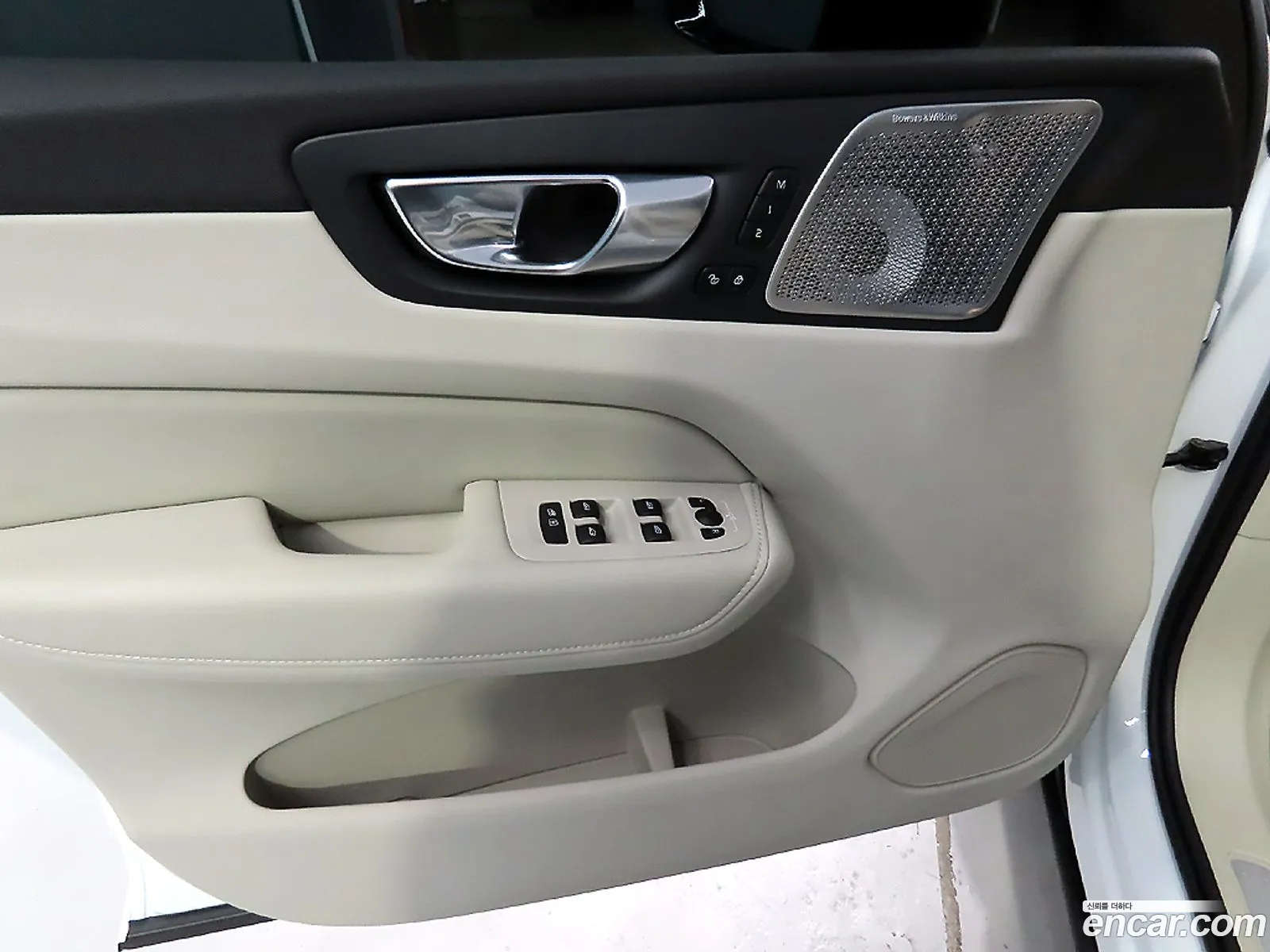 Volvo XC60 2025 — 5