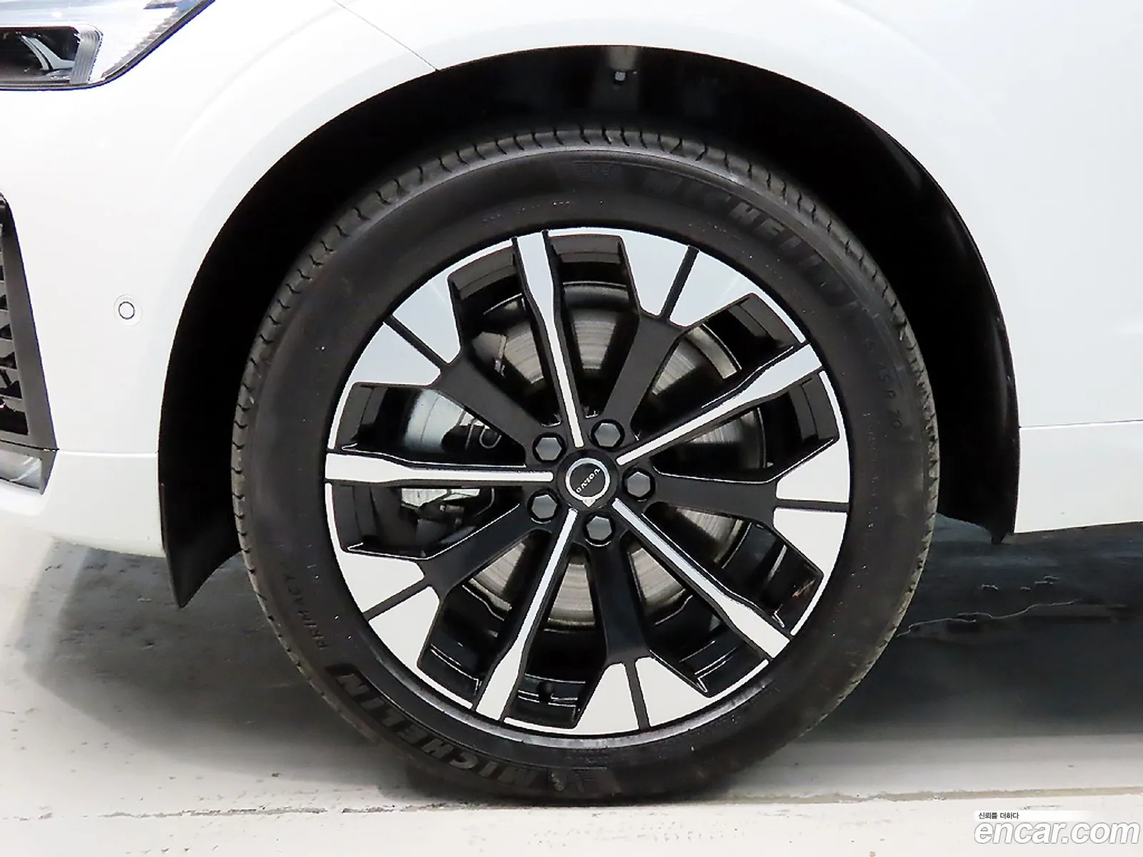 Volvo XC60 2025 — 4