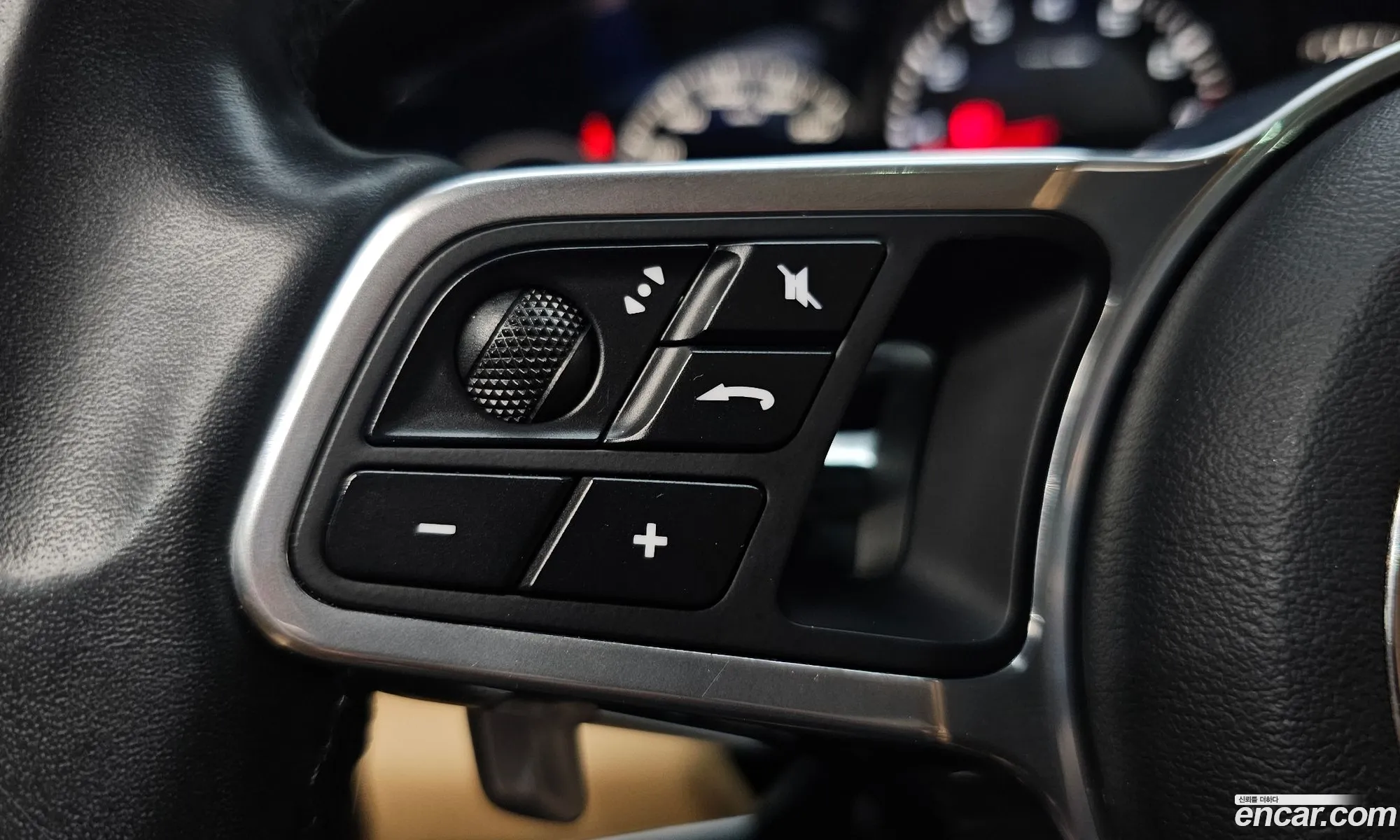 Porsche Panamera 2018 — 15