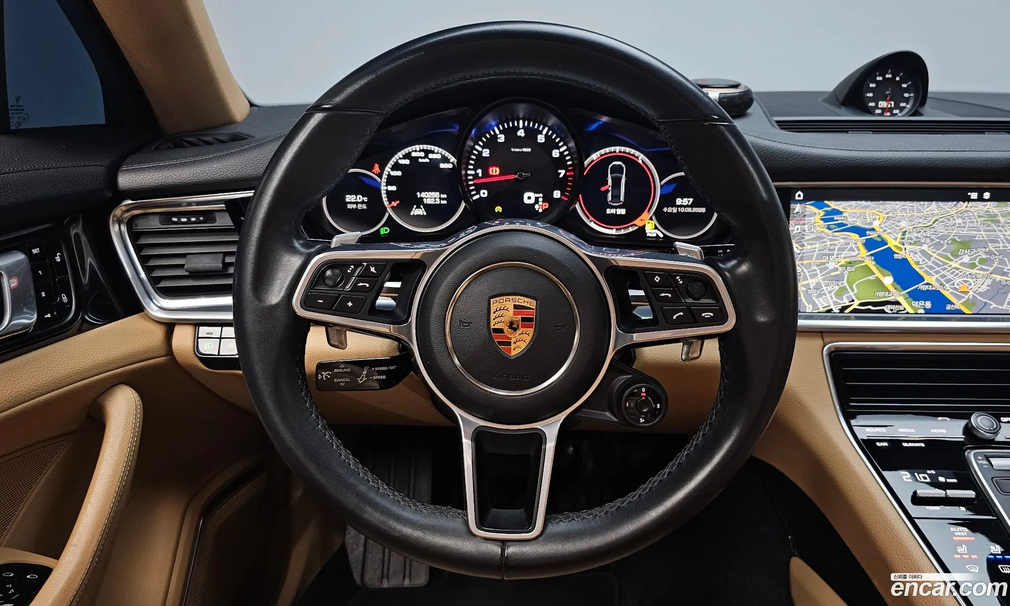 Porsche Panamera 2018 — 24