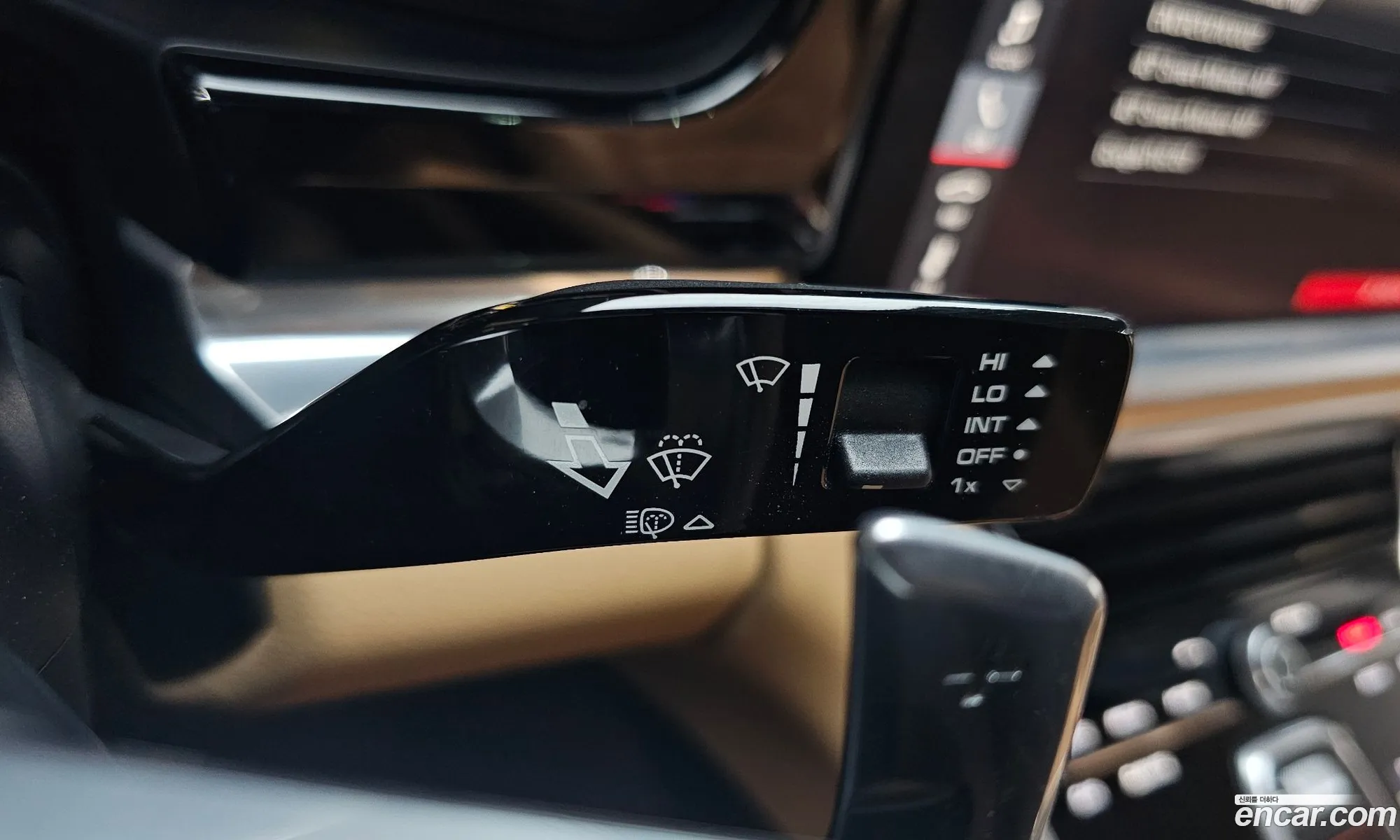 Porsche Panamera 2018 — 11