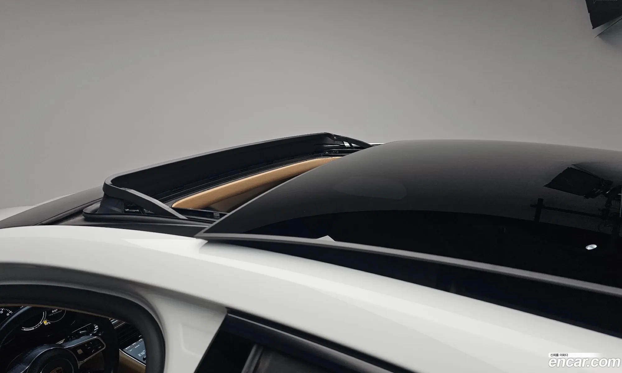Porsche Panamera 2018 — 27