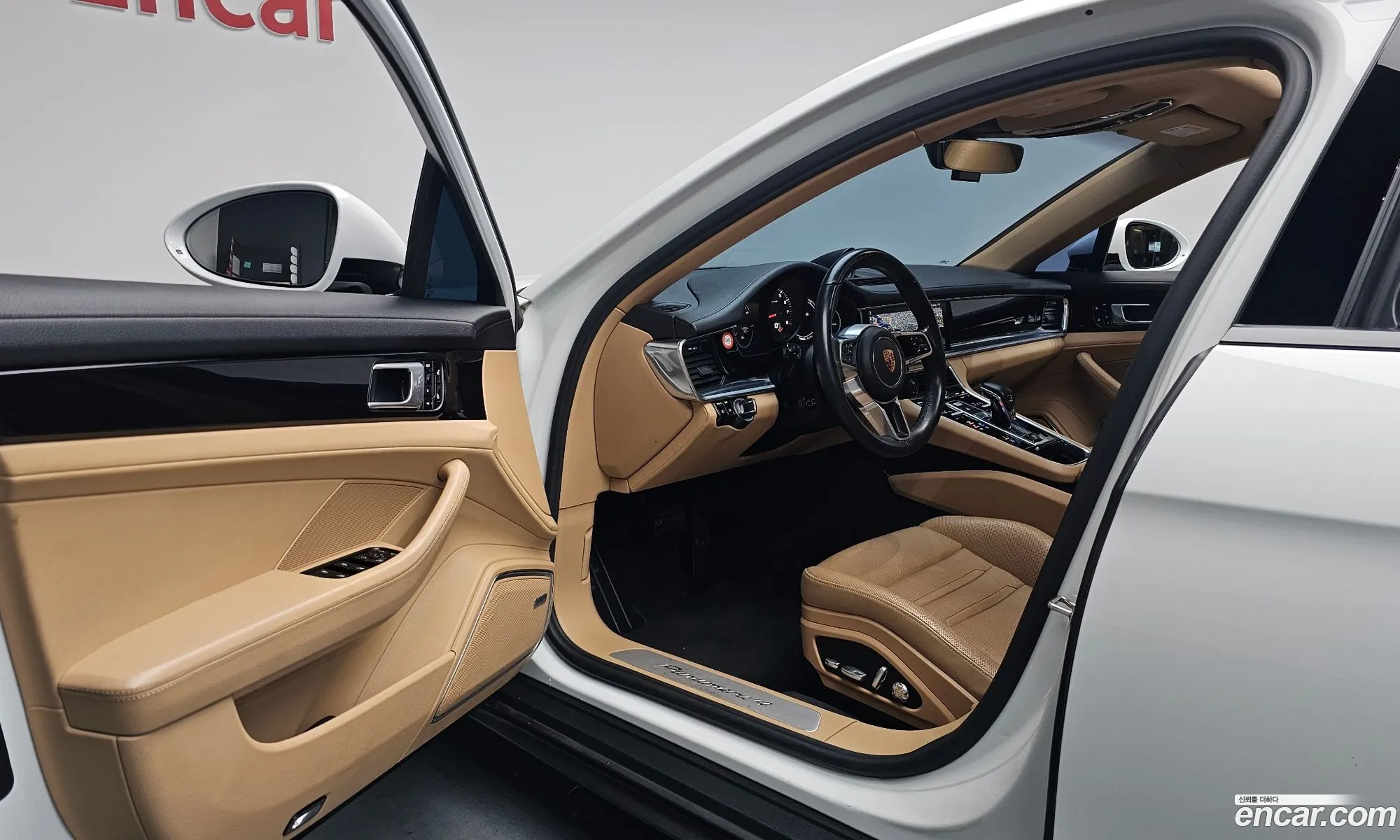 Porsche Panamera 2018 — 18