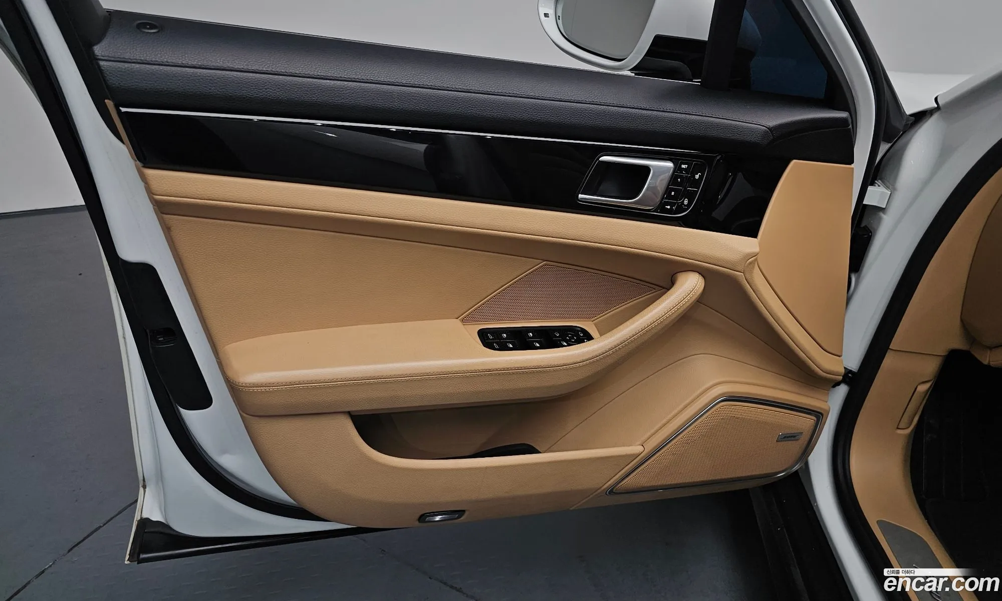Porsche Panamera 2018 — 8