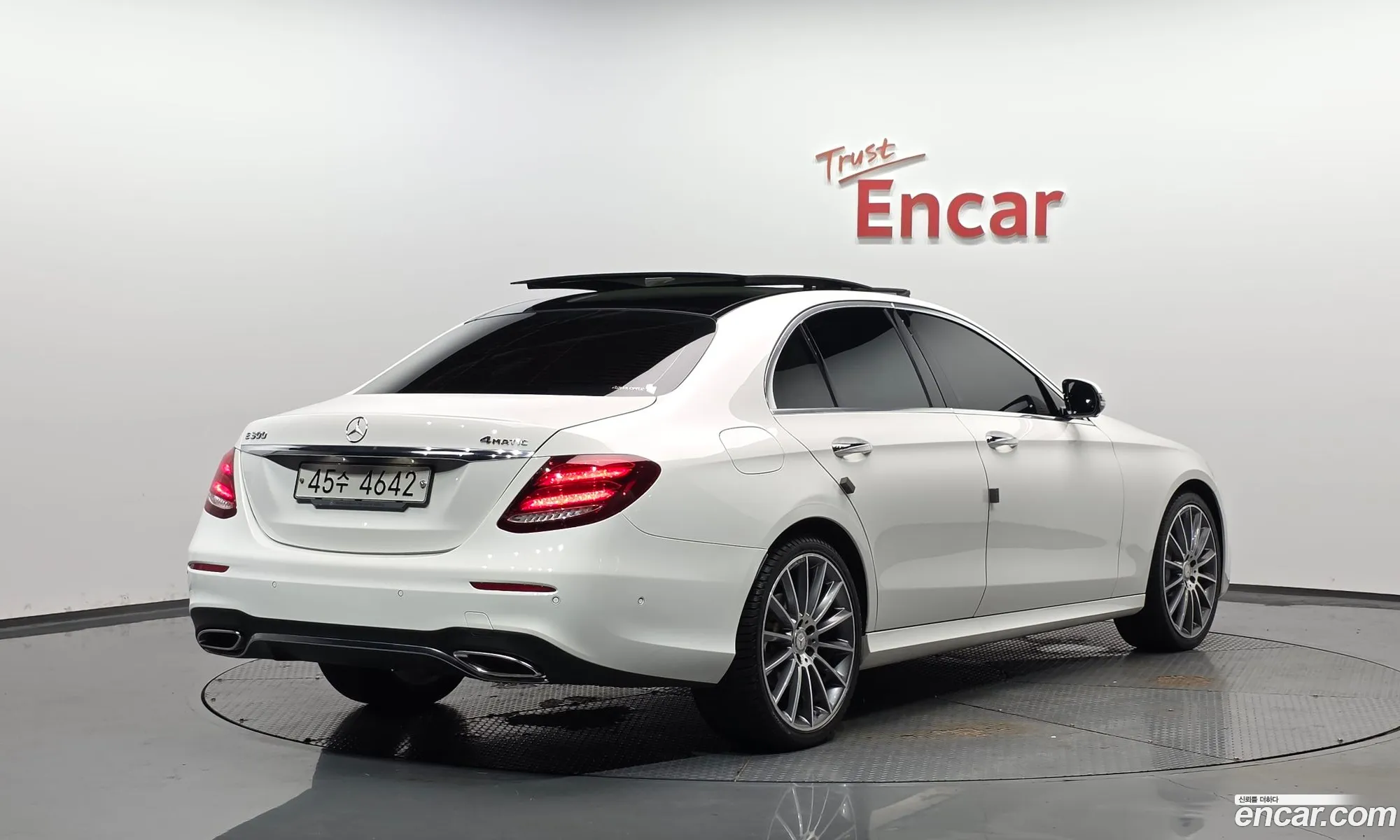 Mercedes-Benz E-Class W213 2017 — 4