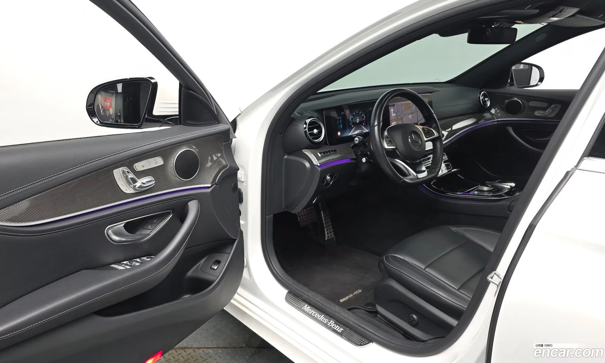 Mercedes-Benz E-Class W213 2017 — 14
