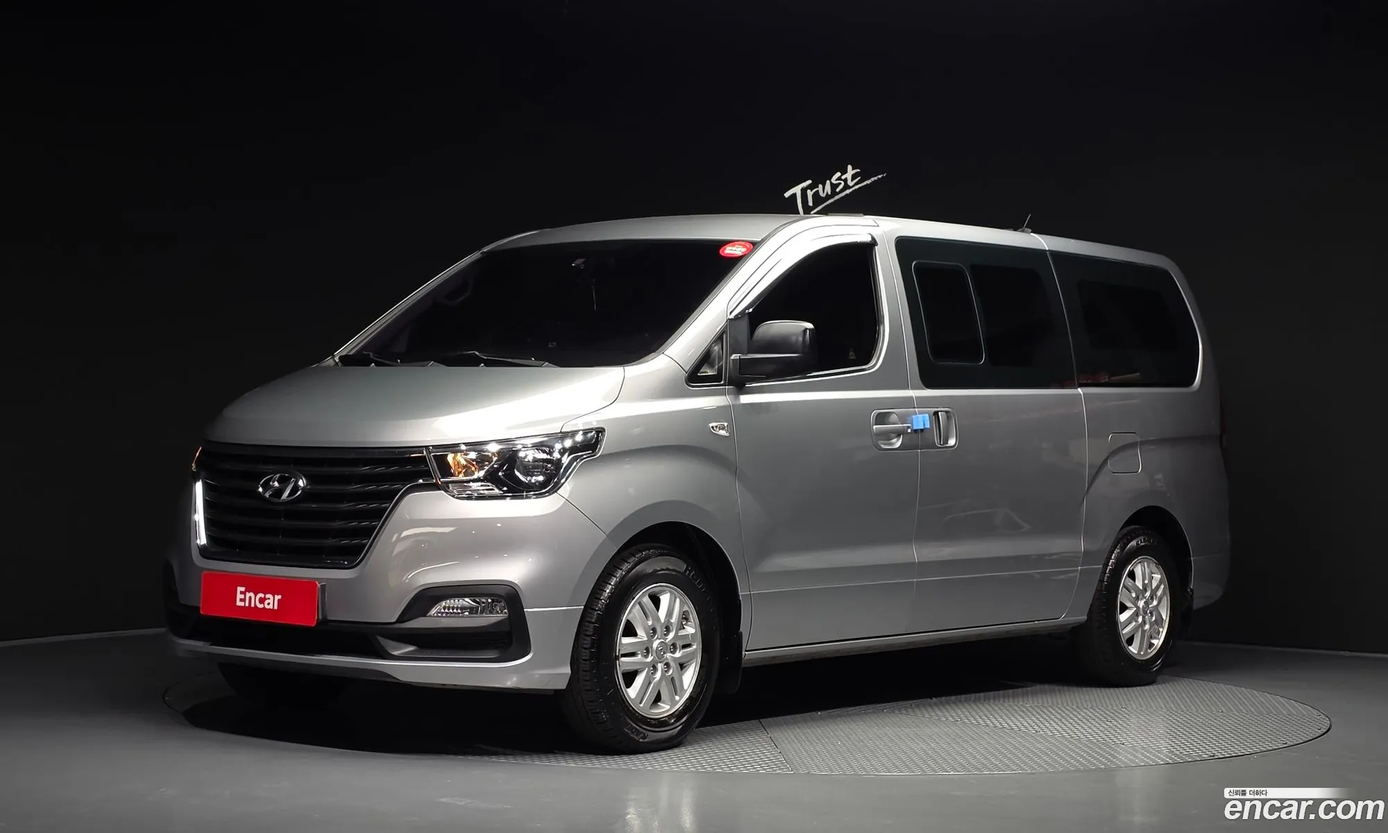 Hyundai Grand Starex 2018 — 2