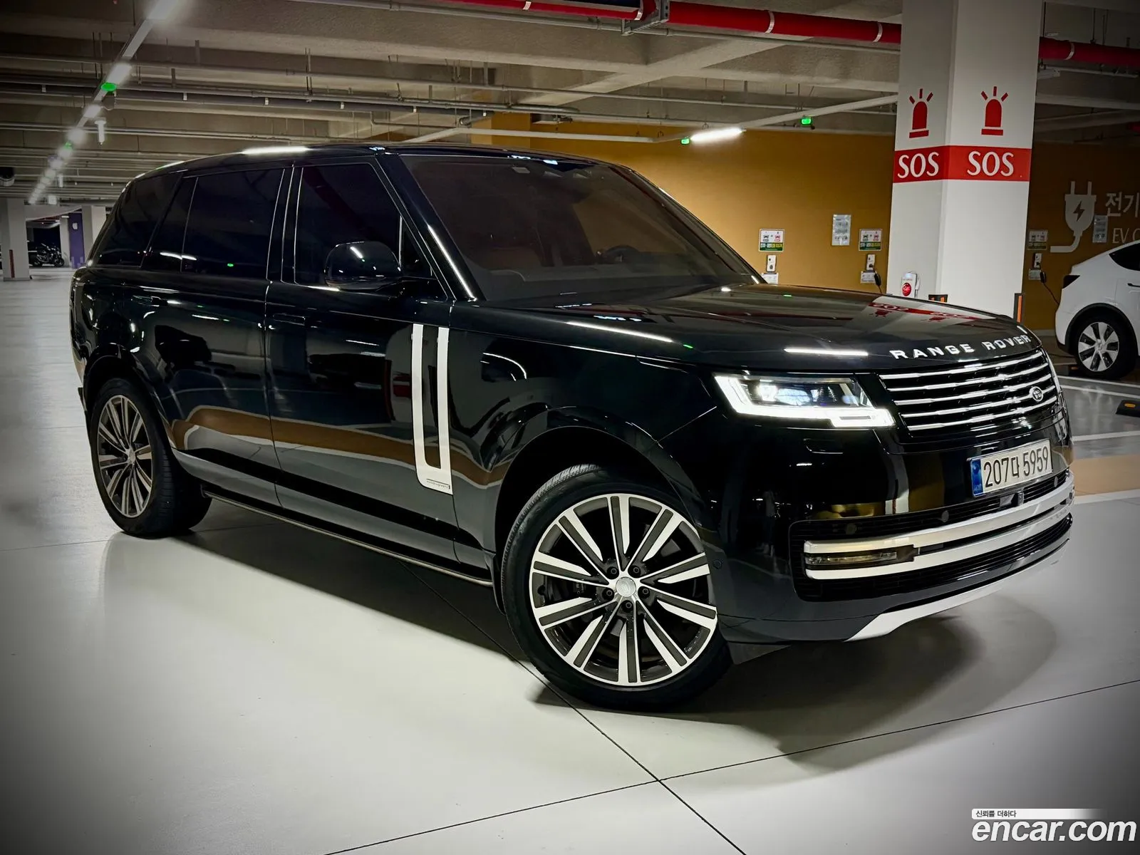 Land Rover Range Rover 2022 — 2