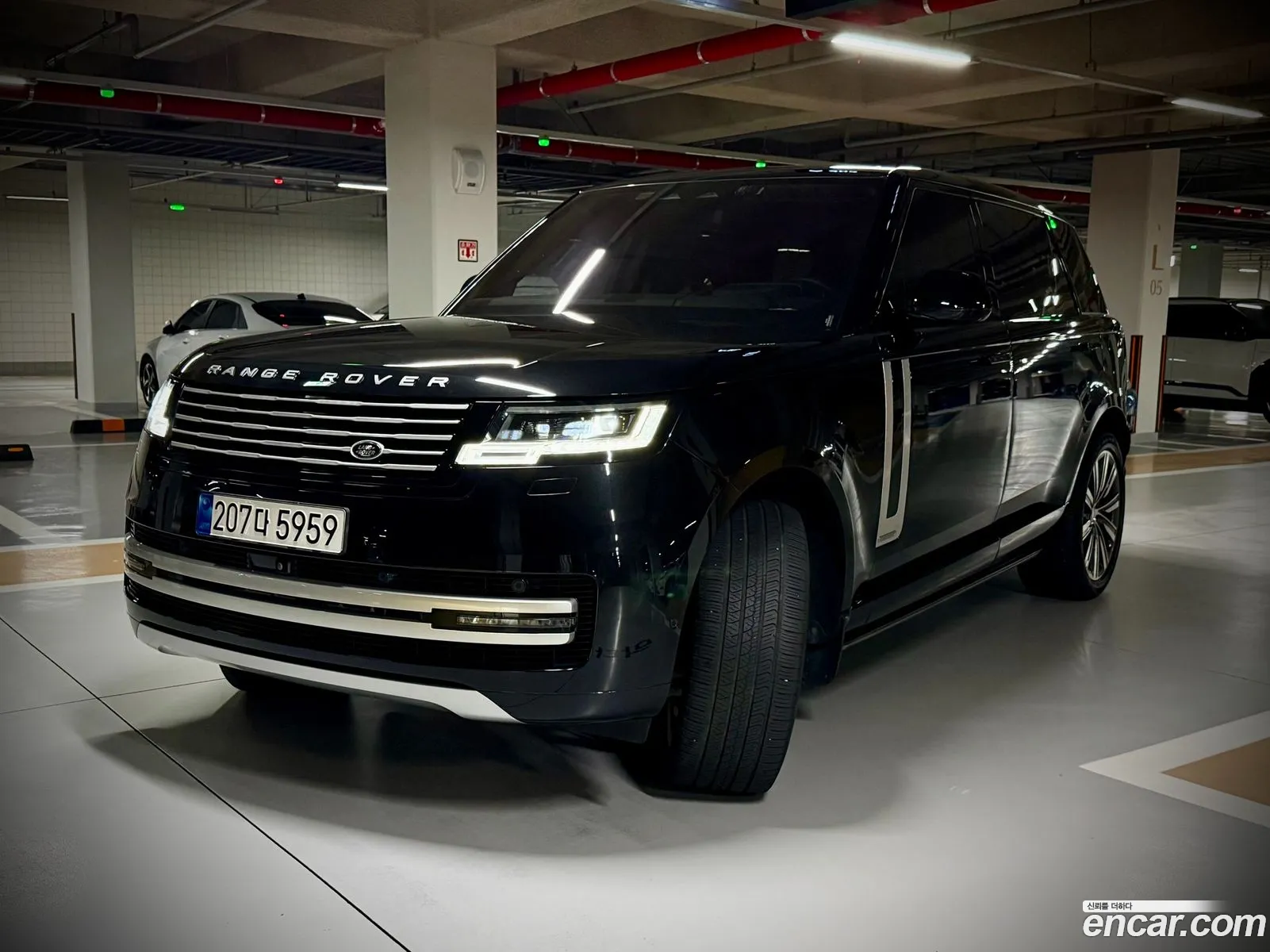 Land Rover Range Rover 2022 — 13