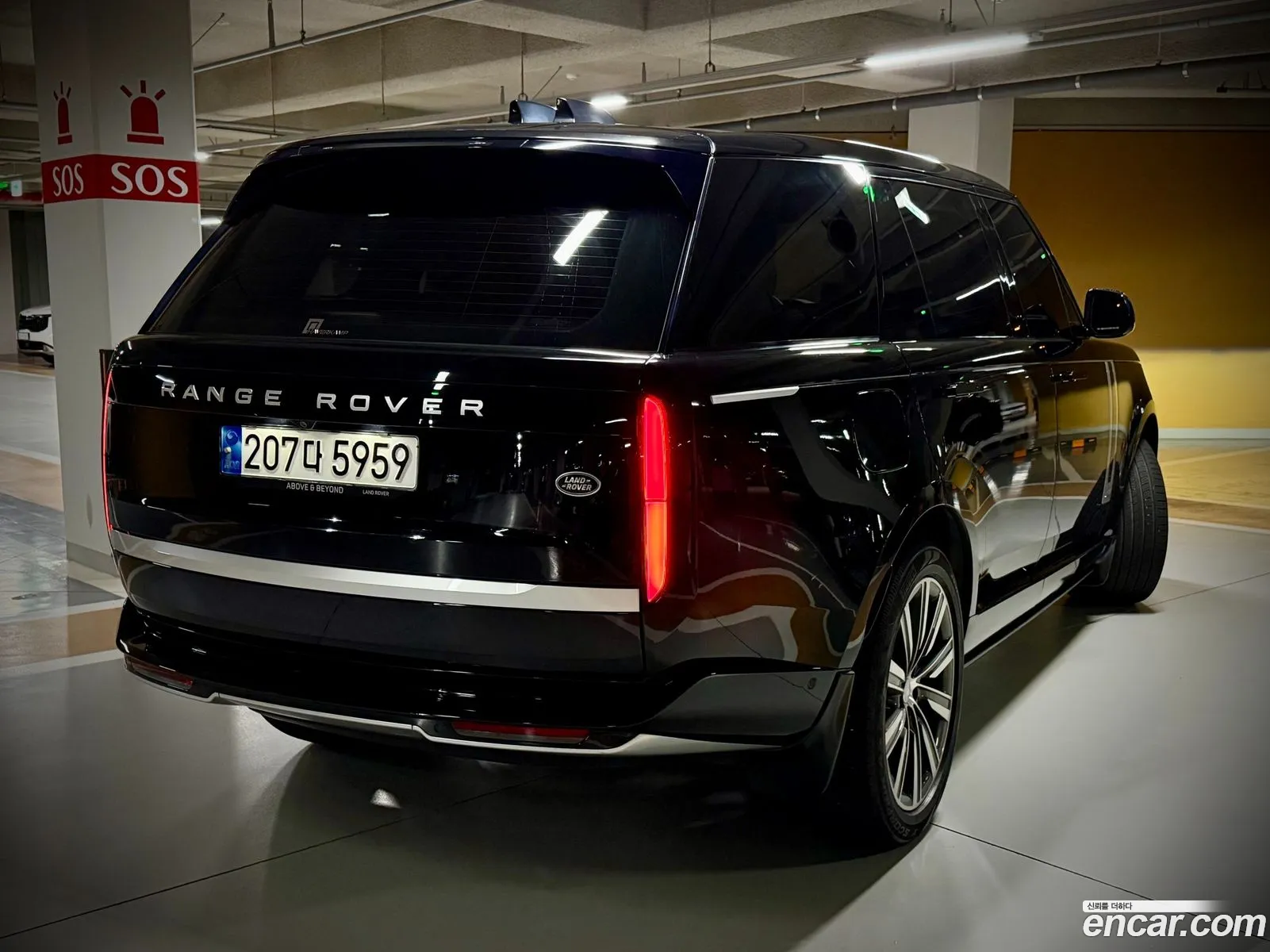 Land Rover Range Rover 2022 — 3