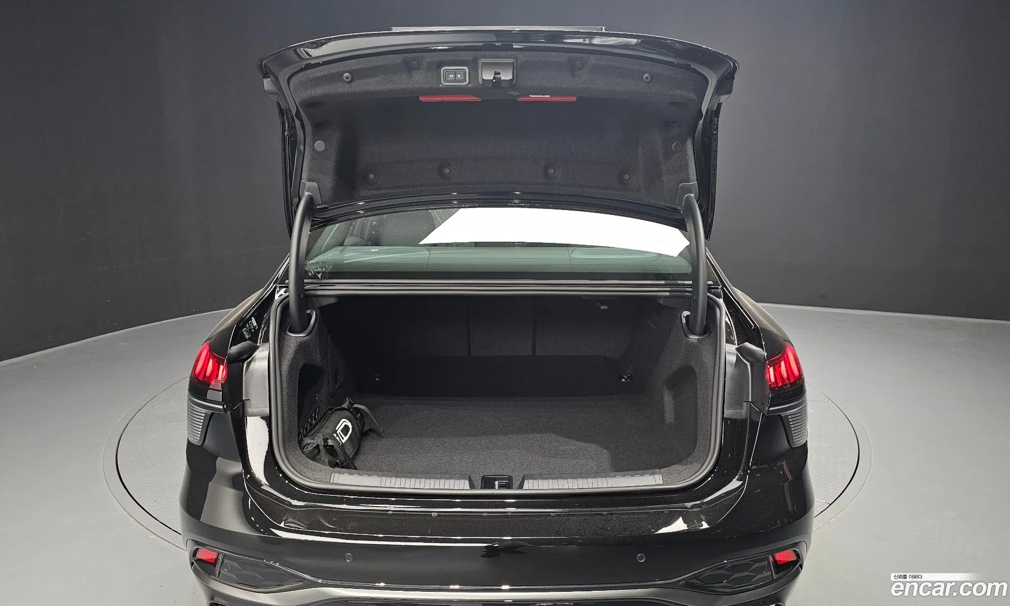 Audi A6 2026 WAUZZZFN8TN035636 — 36