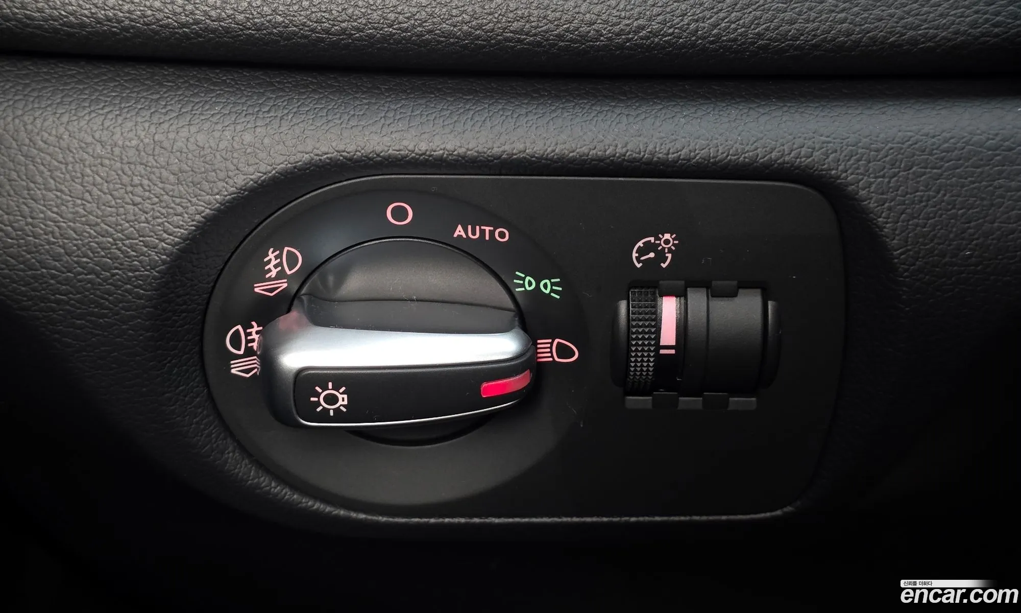 Audi Q3 2014 WAUZZZ8U2ER083486 — 11