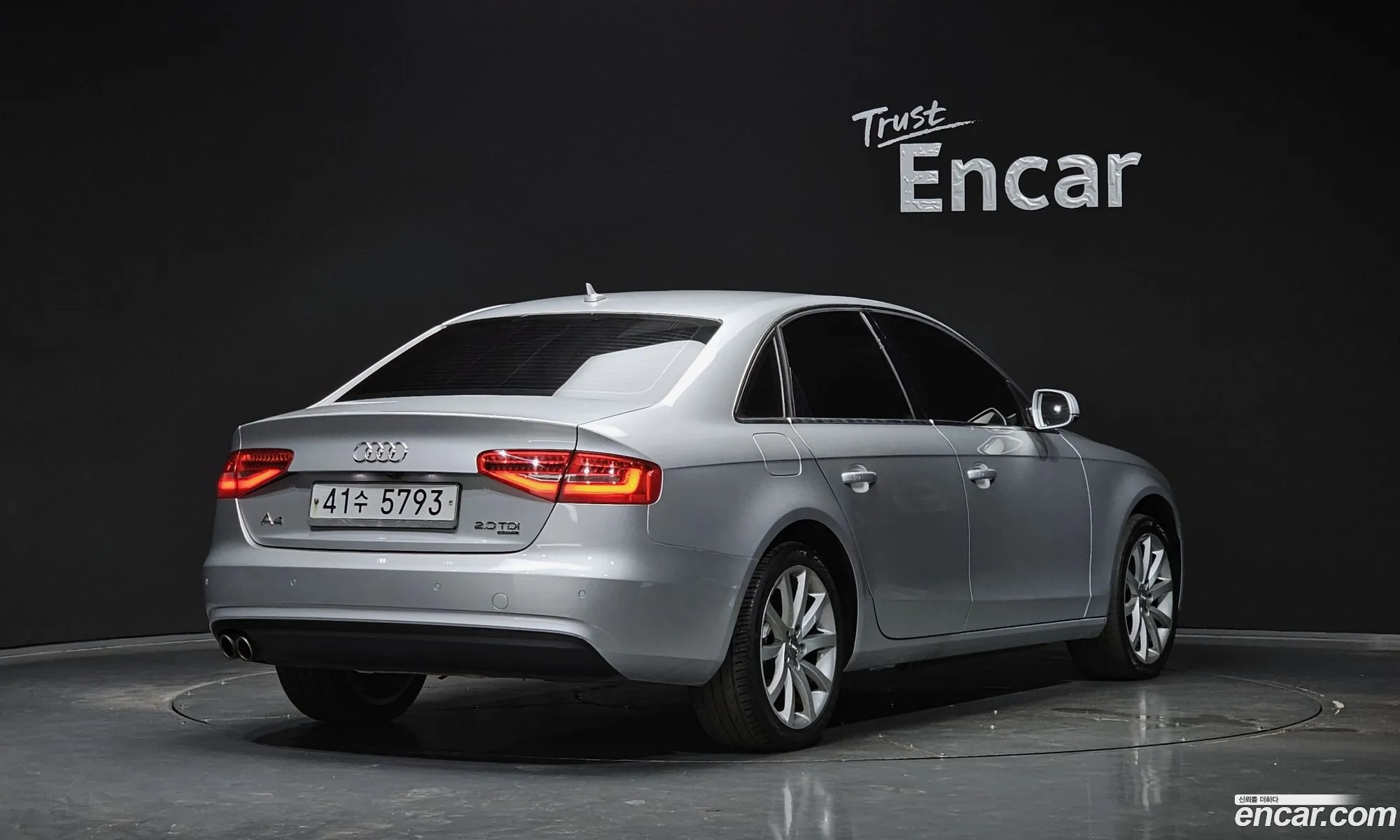 Audi A4 2013 — 18