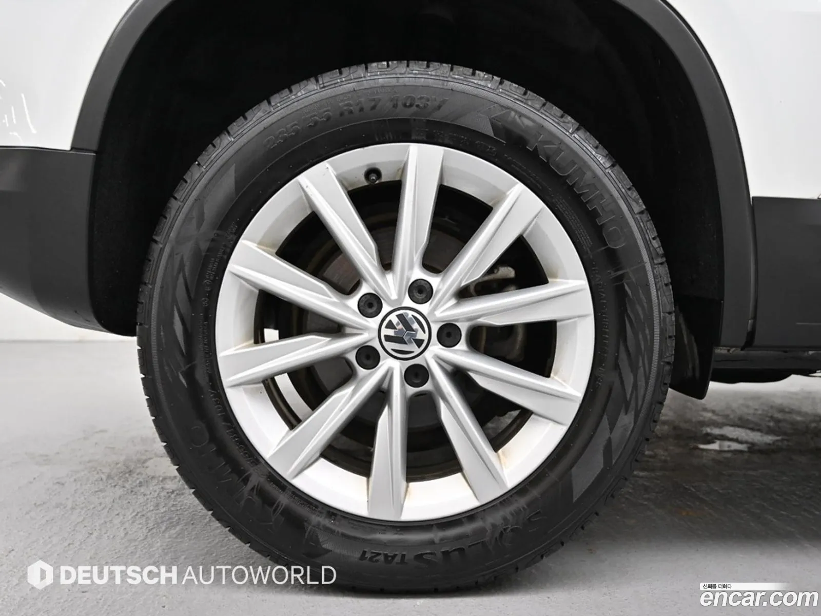 Volkswagen Tiguan 2015 — 19