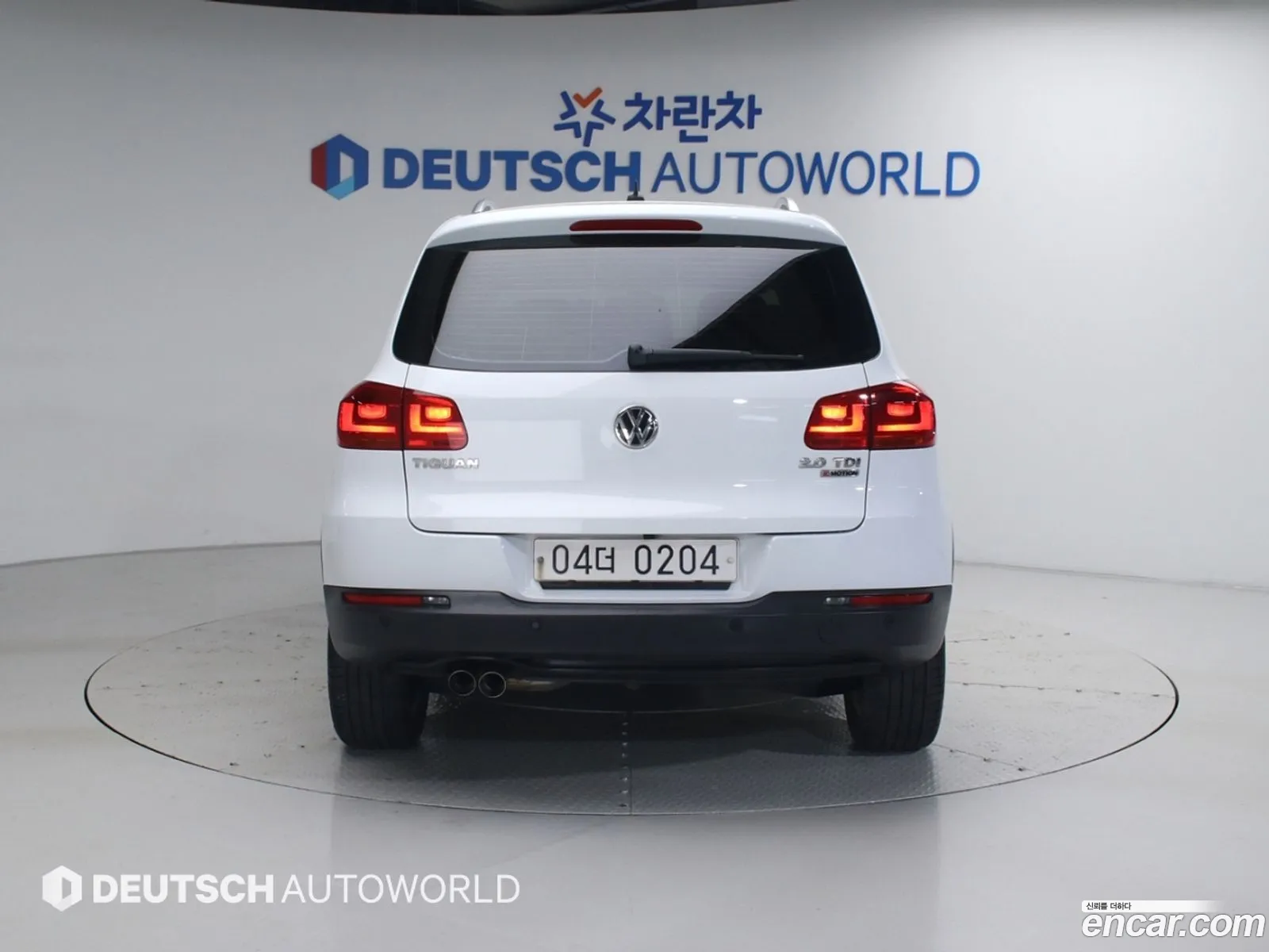 Volkswagen Tiguan 2015 — 16