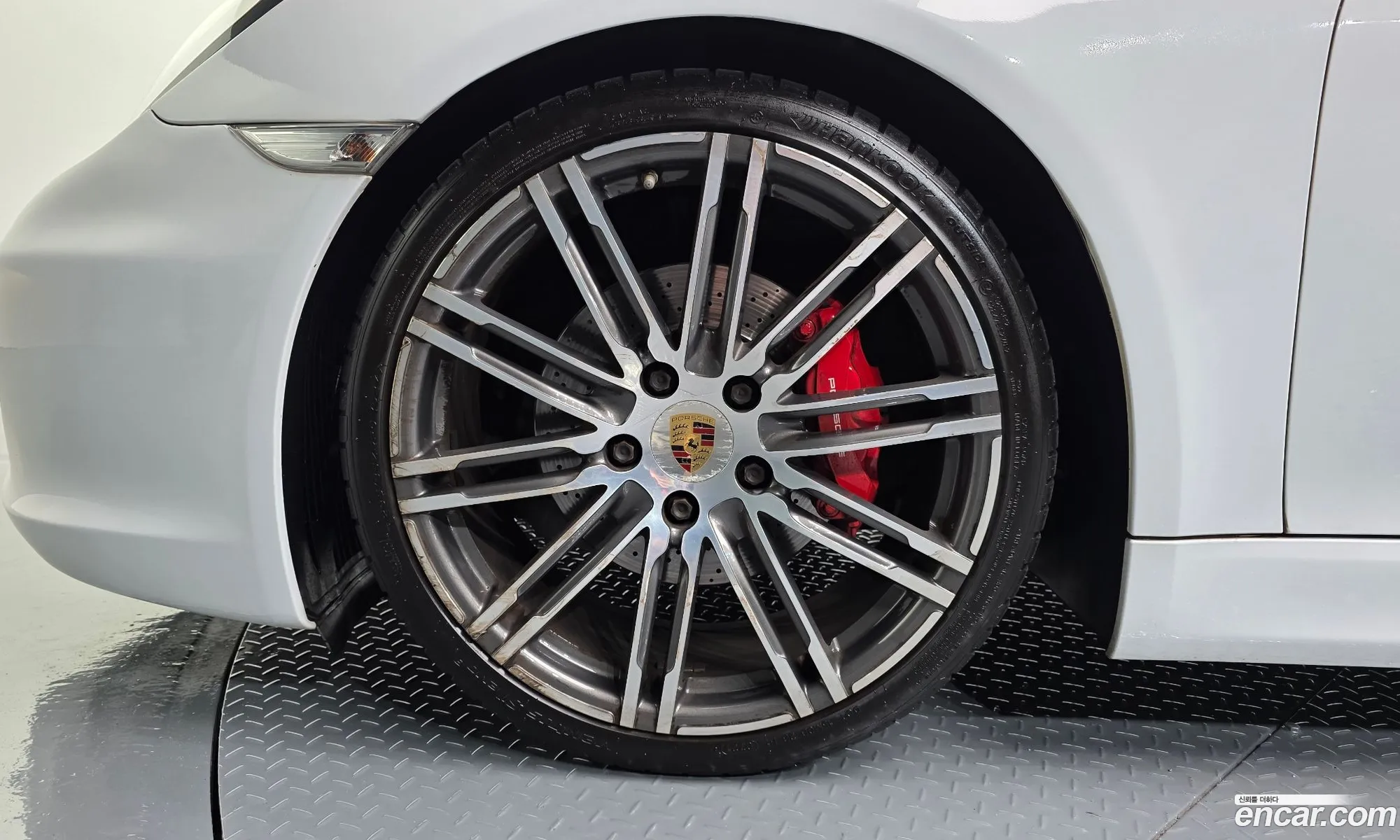 Porsche Boxster 2015 WP0CB2981FS140311 — 3
