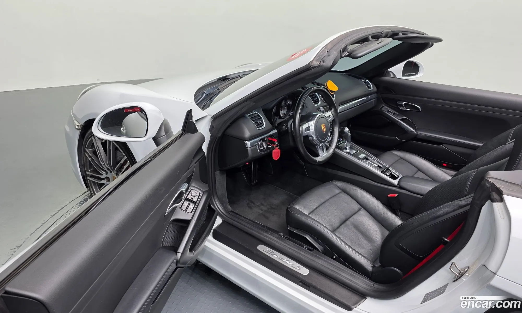 Porsche Boxster 2015 WP0CB2981FS140311 — 19