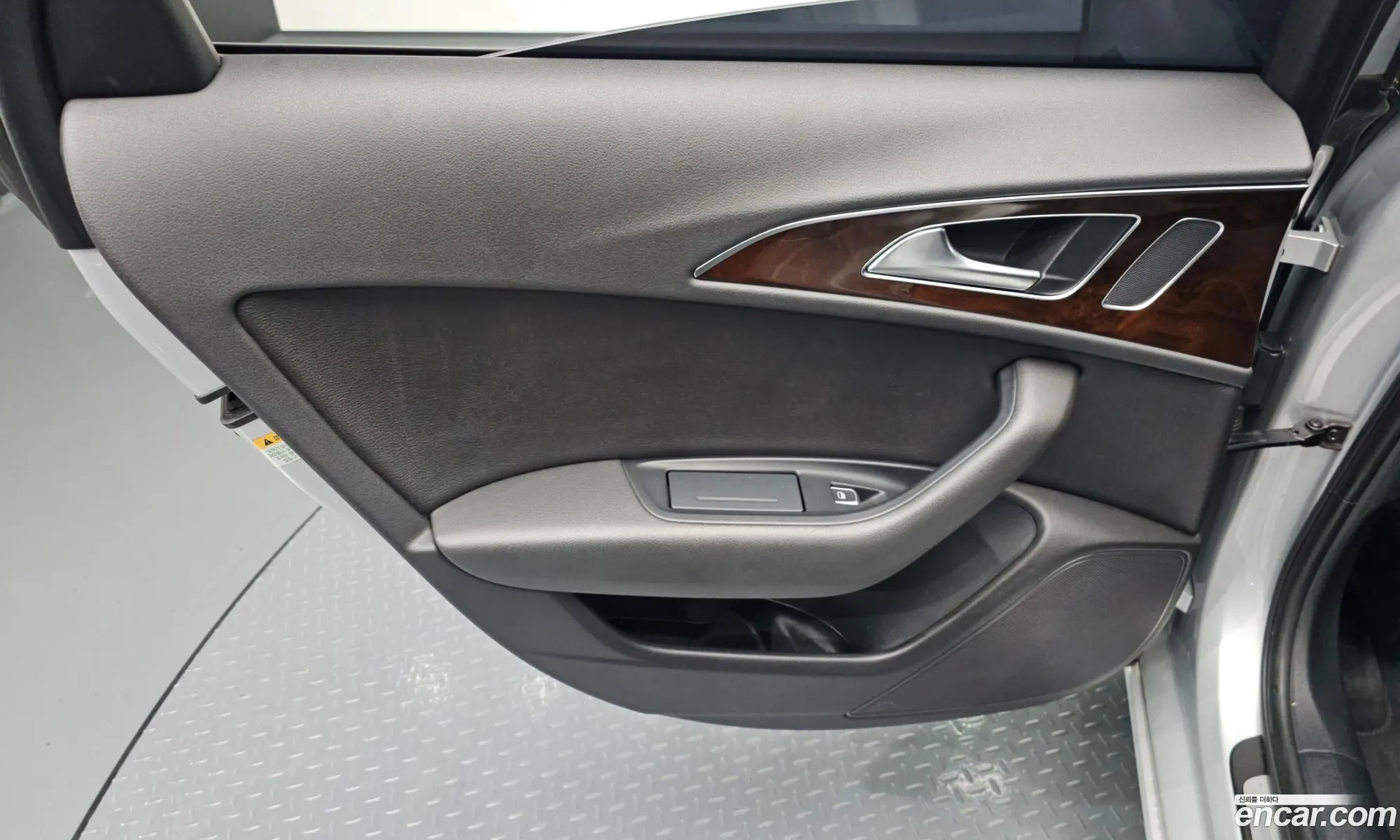 Audi A6 2014 — 34