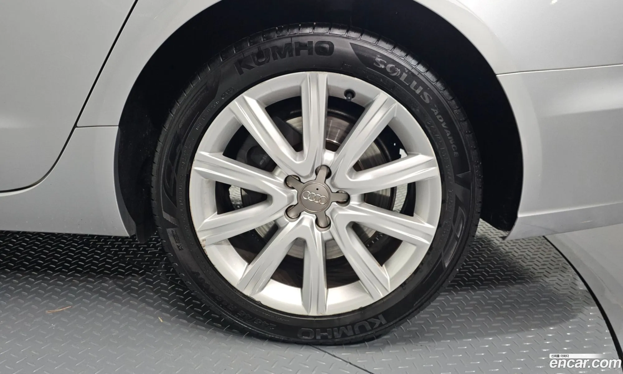 Audi A6 2014 — 25