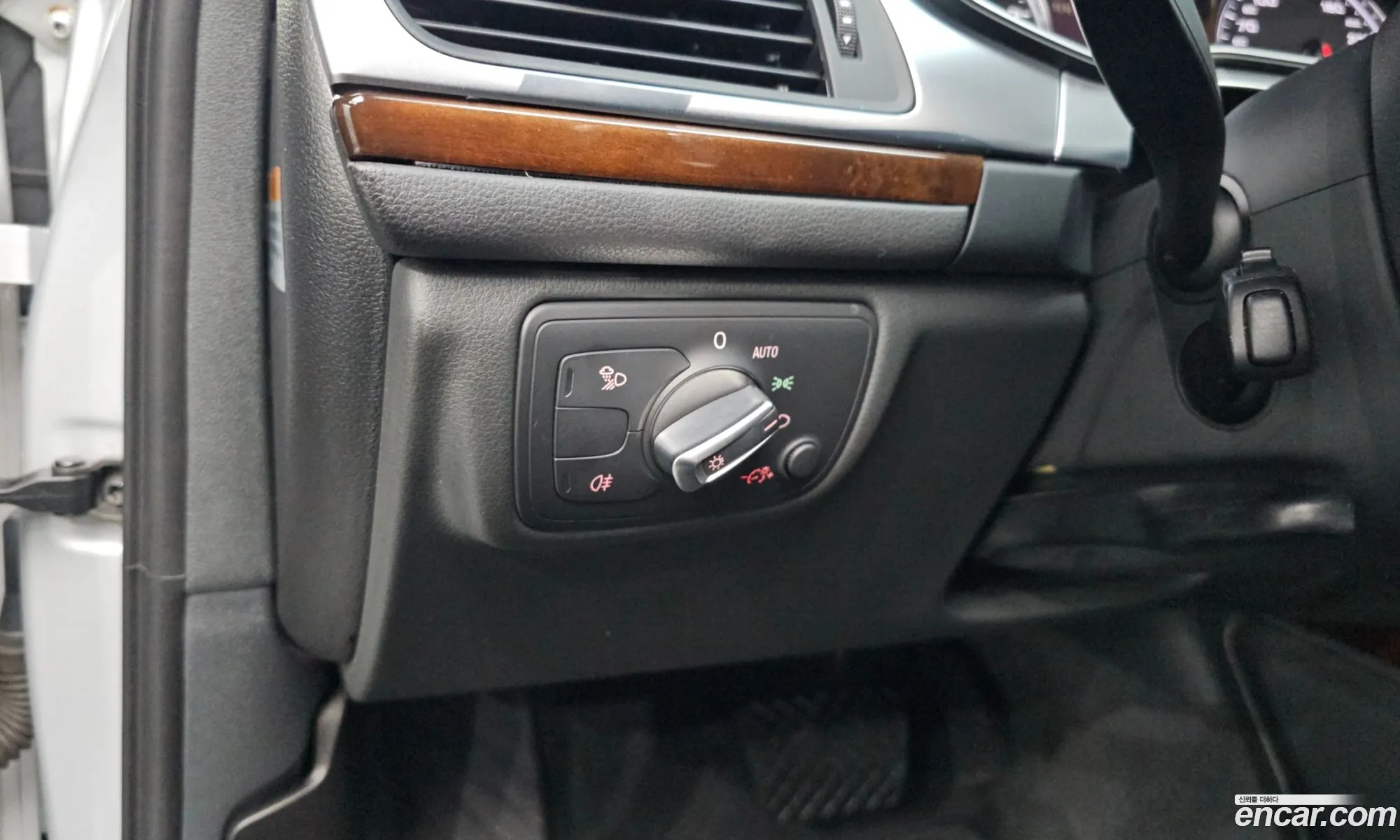 Audi A6 2014 — 27