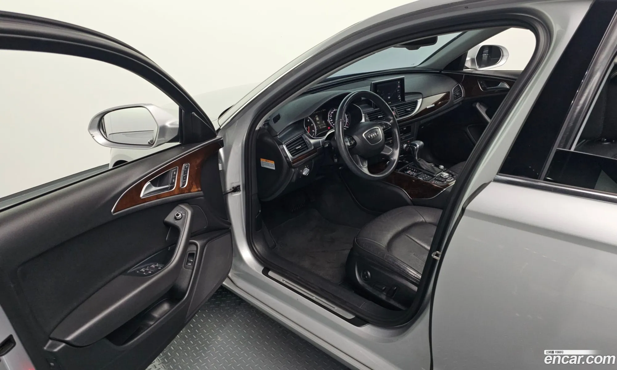 Audi A6 2014 — 19