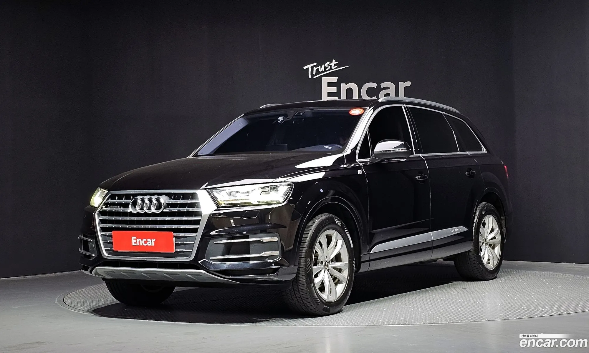 Audi Q7 2019 WAUZZZ4M0KD043423 — 3