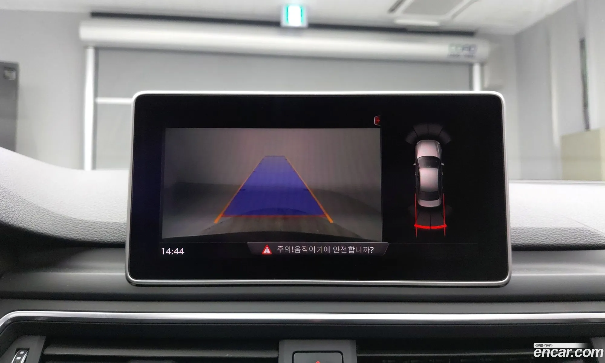 Audi A4 2019 — 8