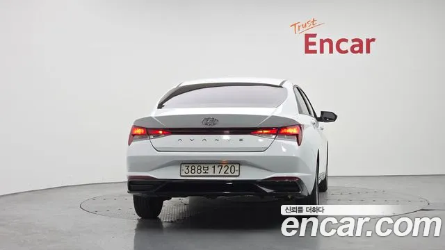 Hyundai Elantra 2020 — 3