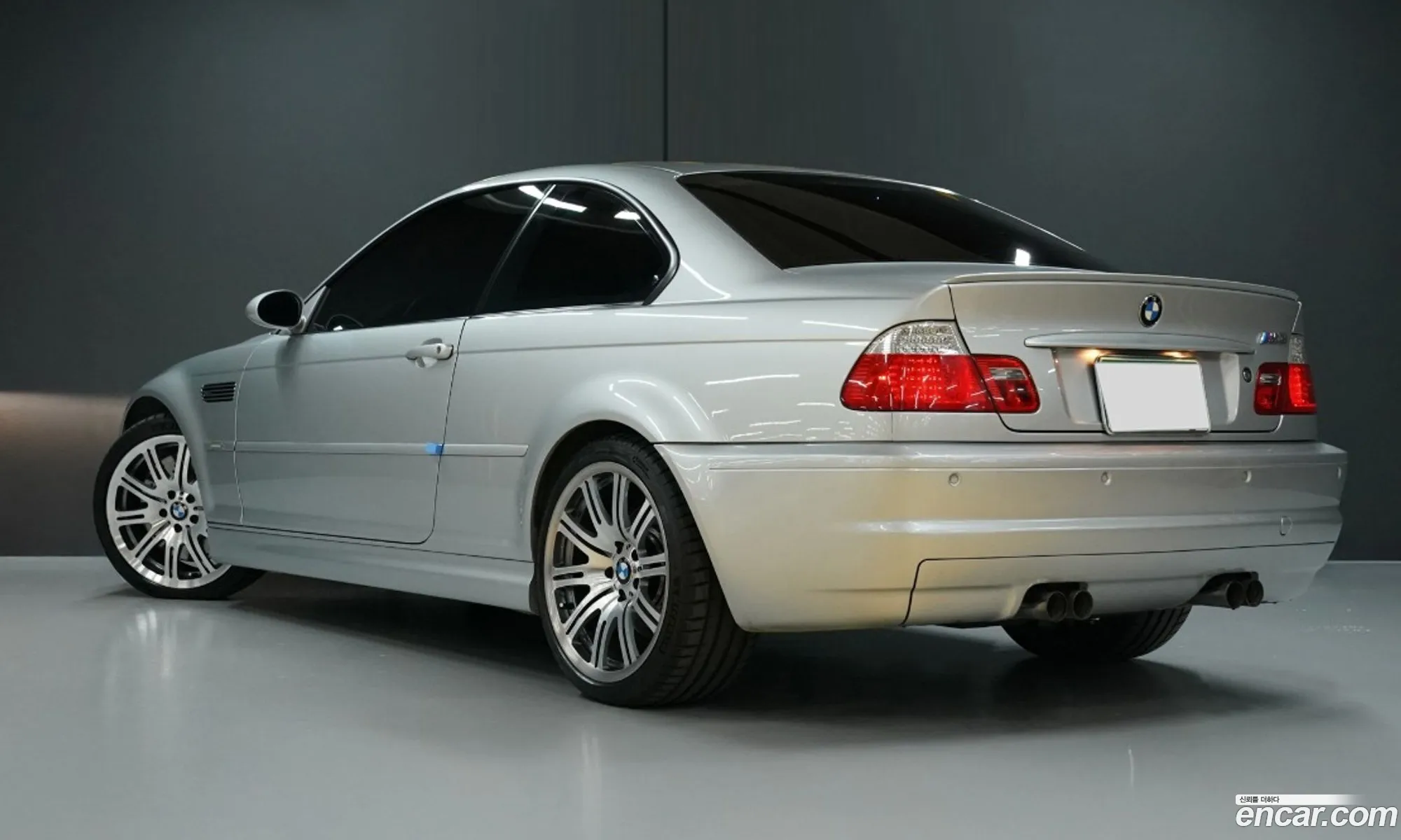 BMW M3 2004 — 16