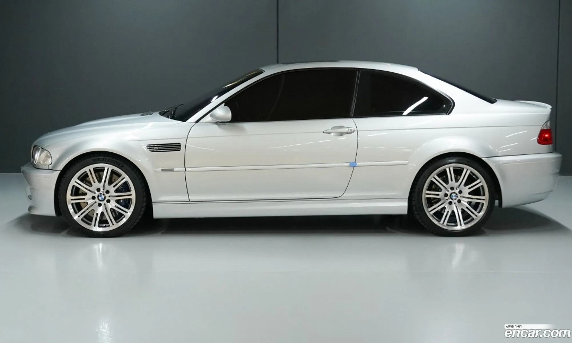 BMW M3 2004 — 4