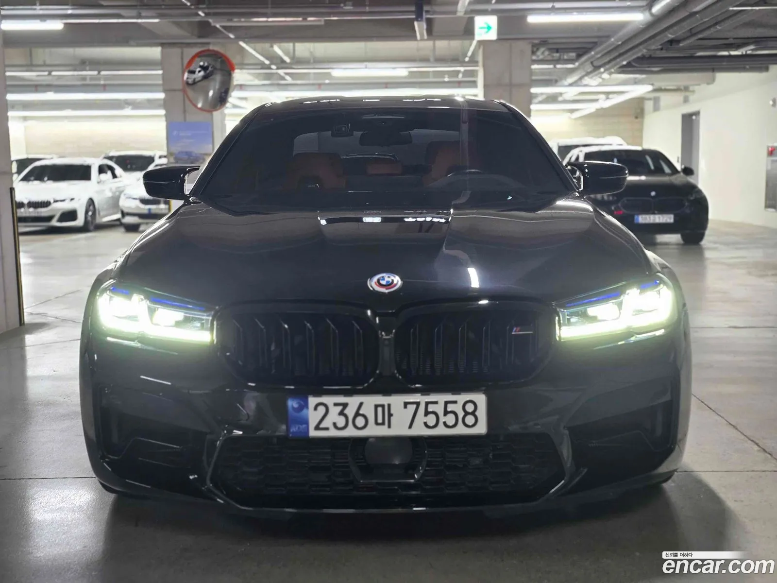 BMW M5 2023 — 5