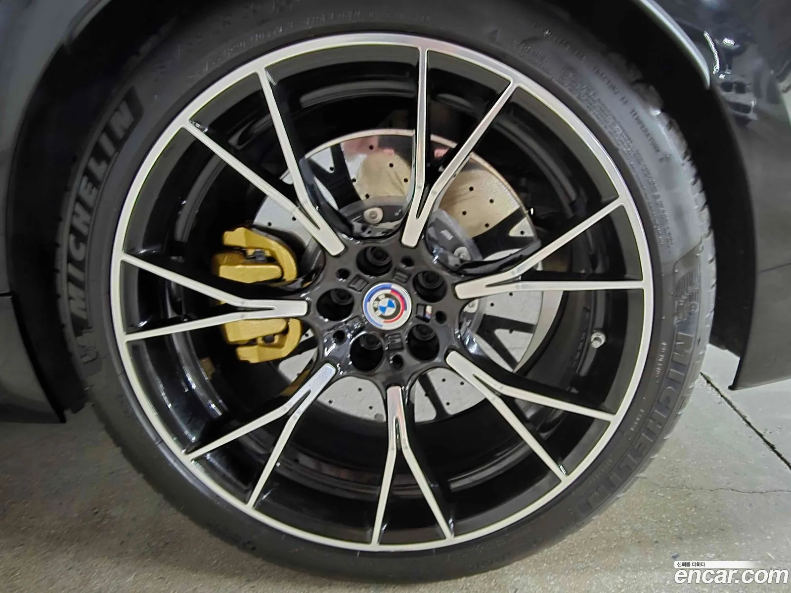 BMW M5 2023 — 11