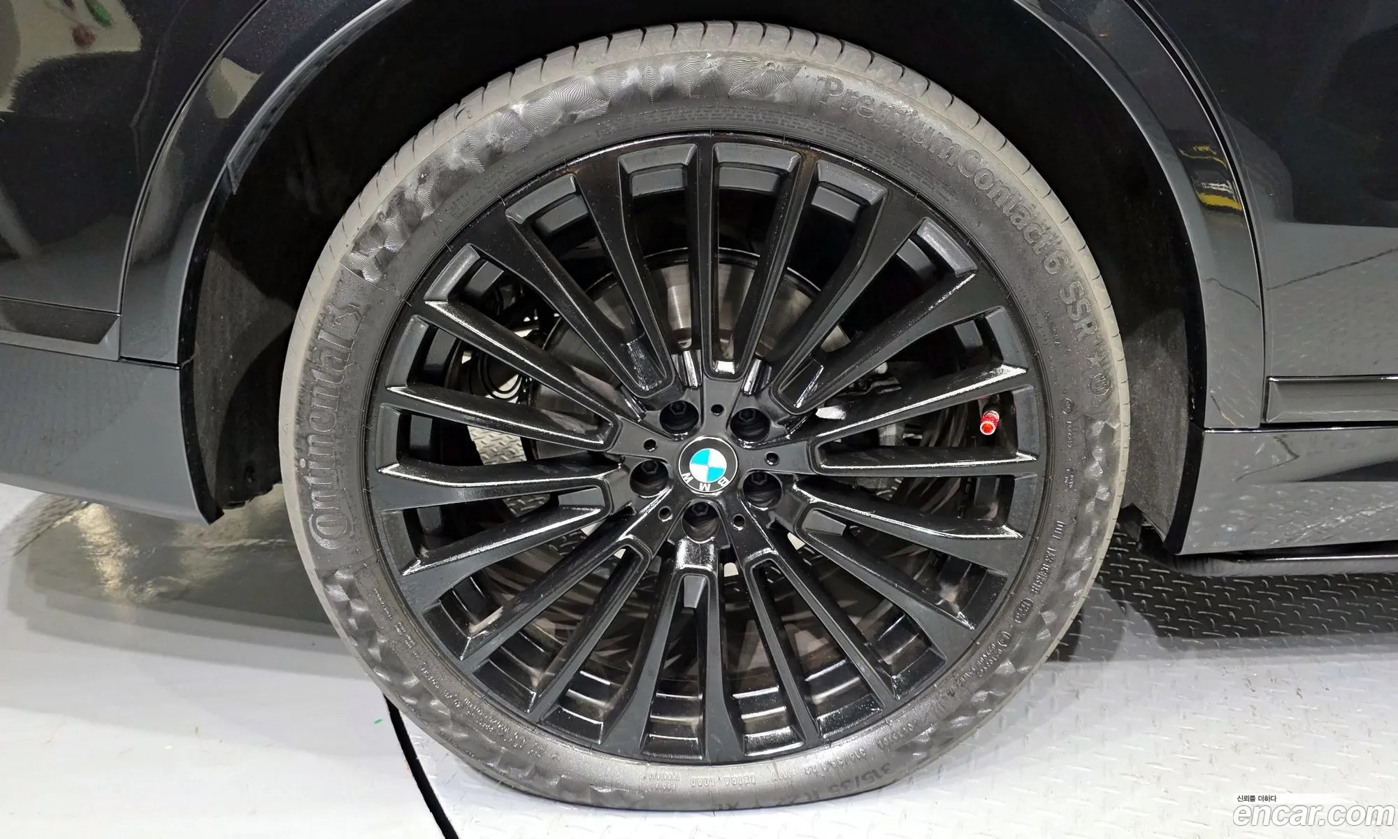 BMW X7 2025 WBA21EM04S9089967 — 4