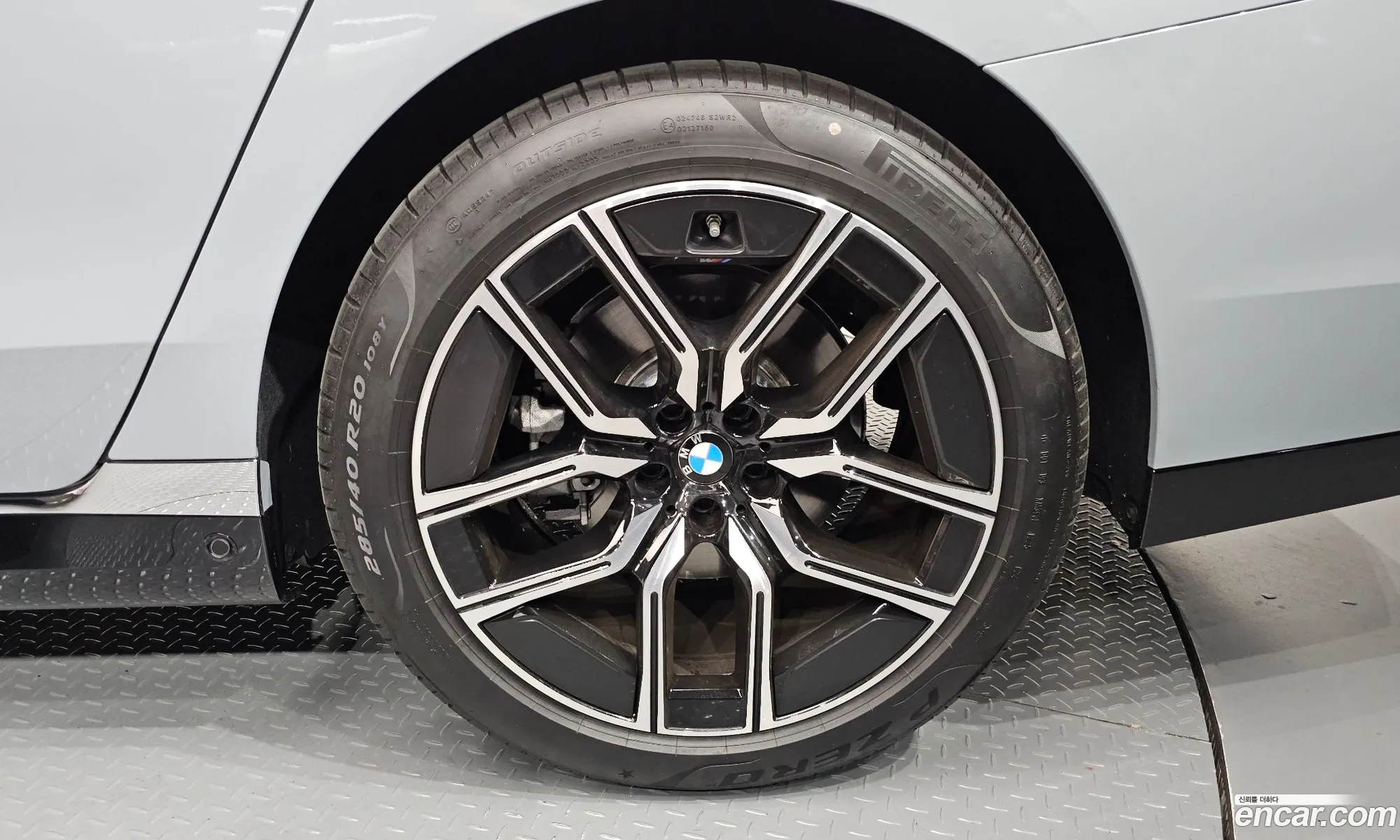 BMW 7 Series 2025 — 25