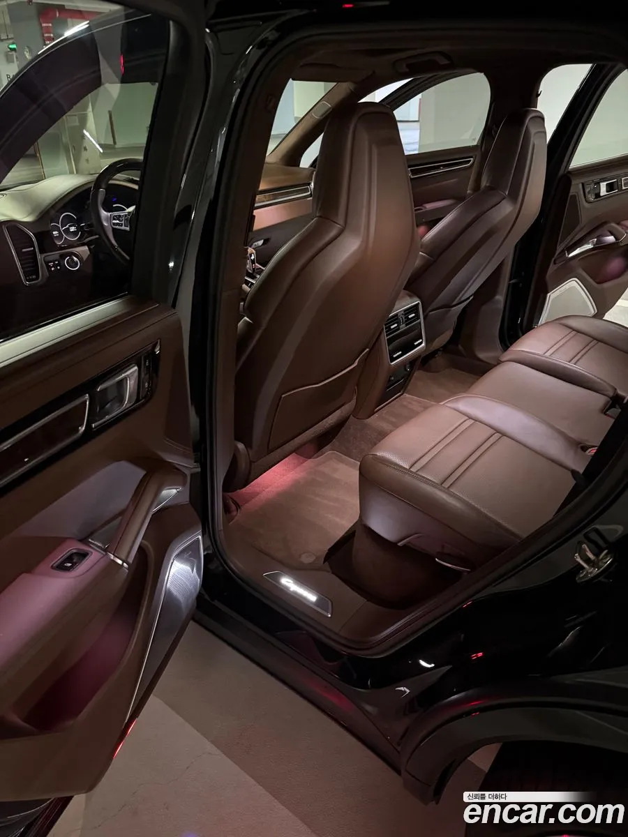 Porsche Cayenne 2020 — 10