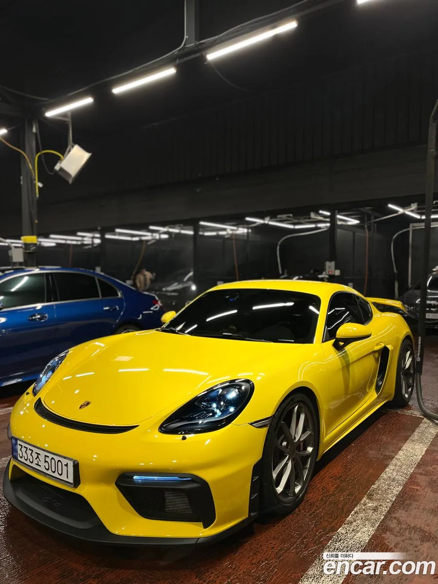 Porsche 718 Cayman