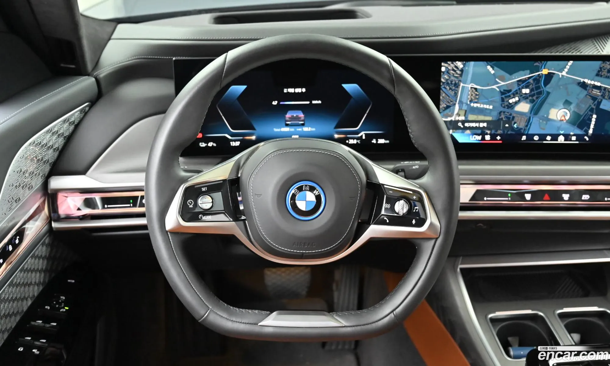 BMW i7 2023 — 19