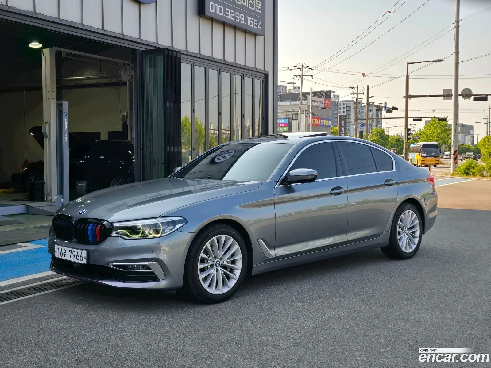 BMW 5 Series 2019 — 13