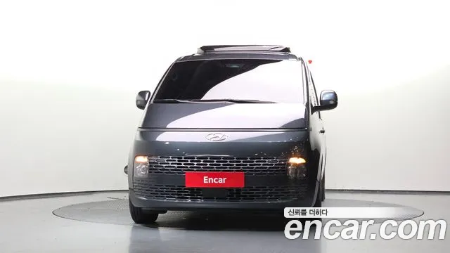 Hyundai Staria 2021 — 2