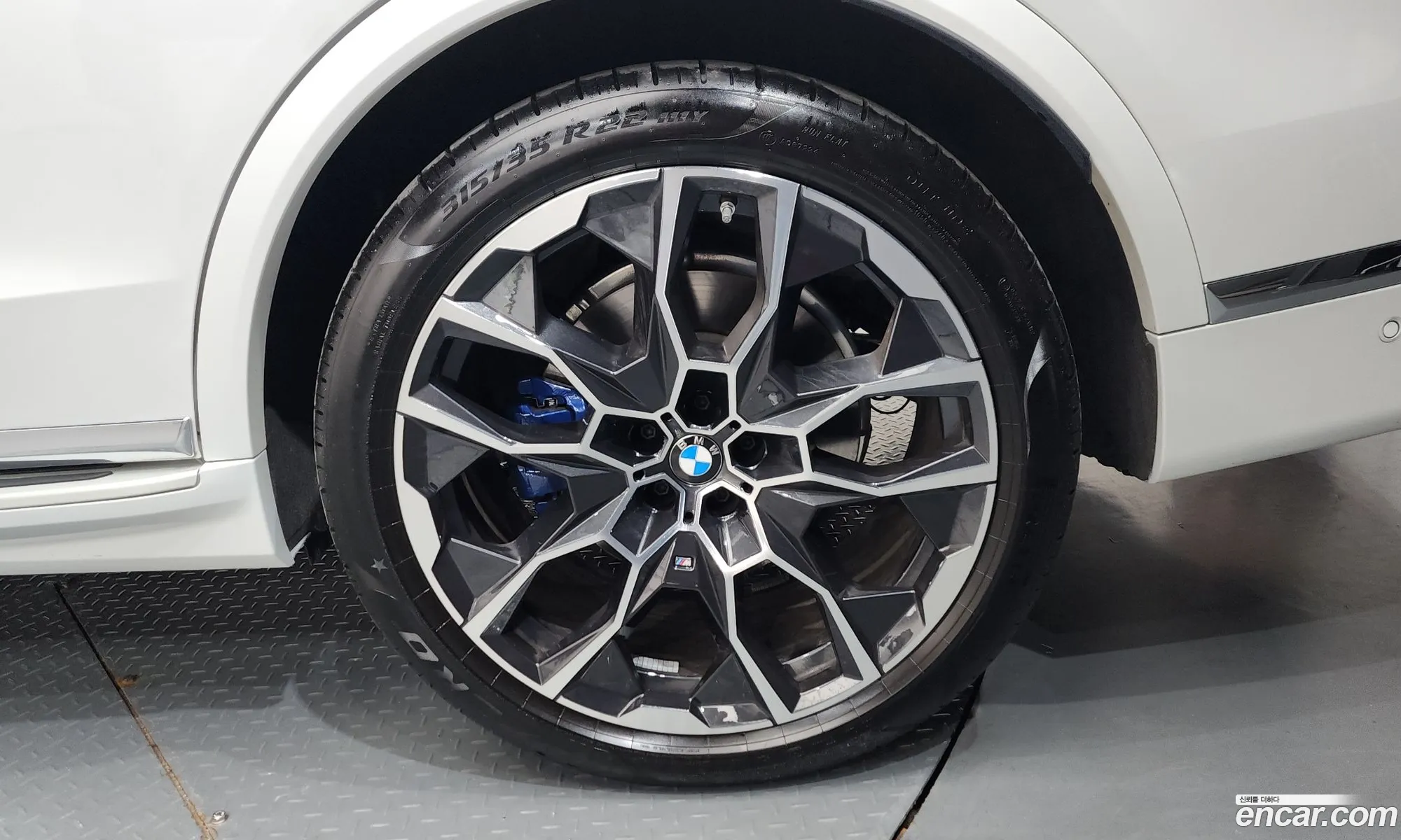 BMW X7 2025 WBA21EM09S9038710 — 35