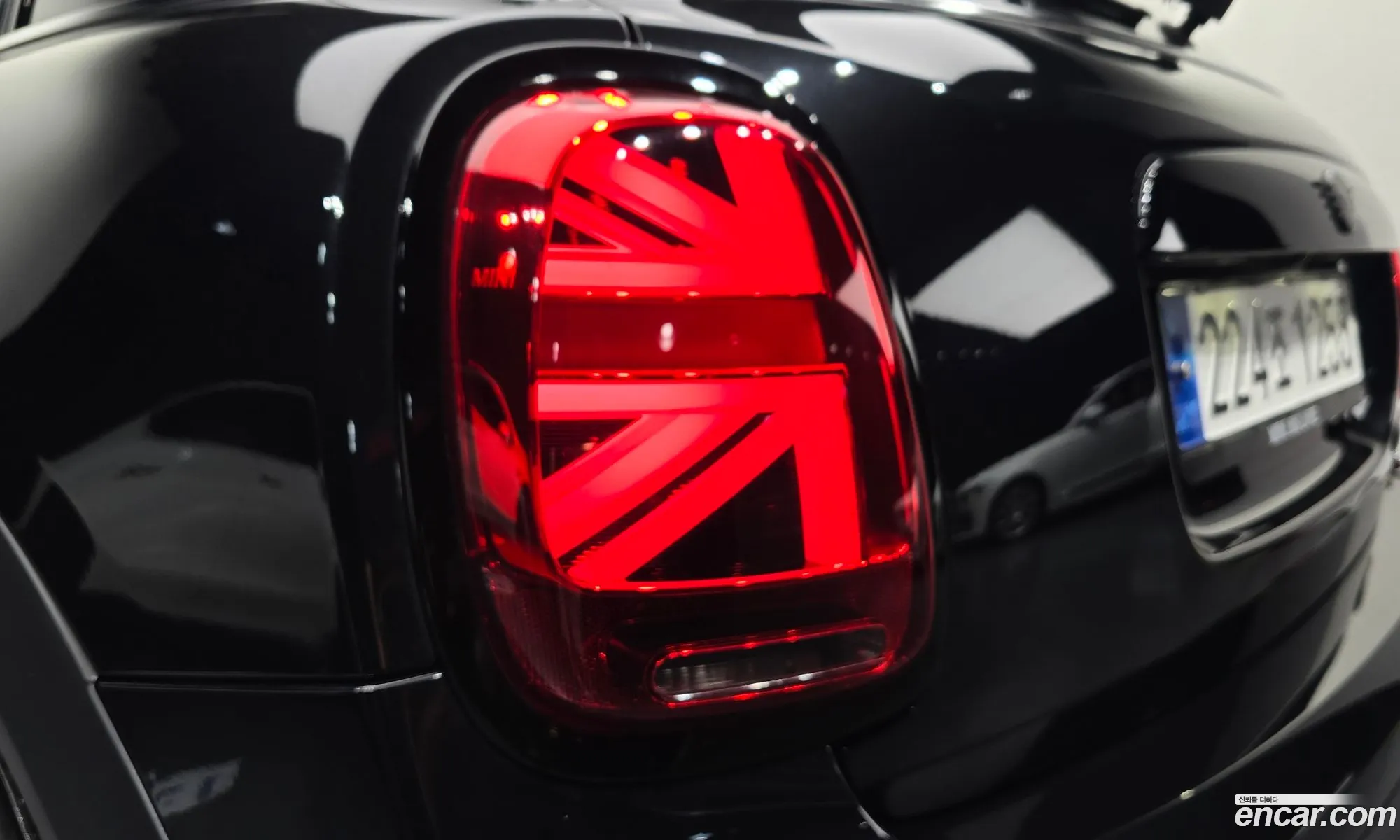 Mini Cooper S 2022 WMW61DK03P2T41061 — 21