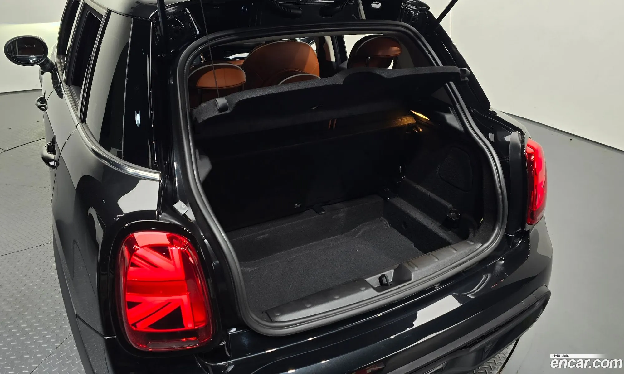 Mini Cooper S 2022 WMW61DK03P2T41061 — 5