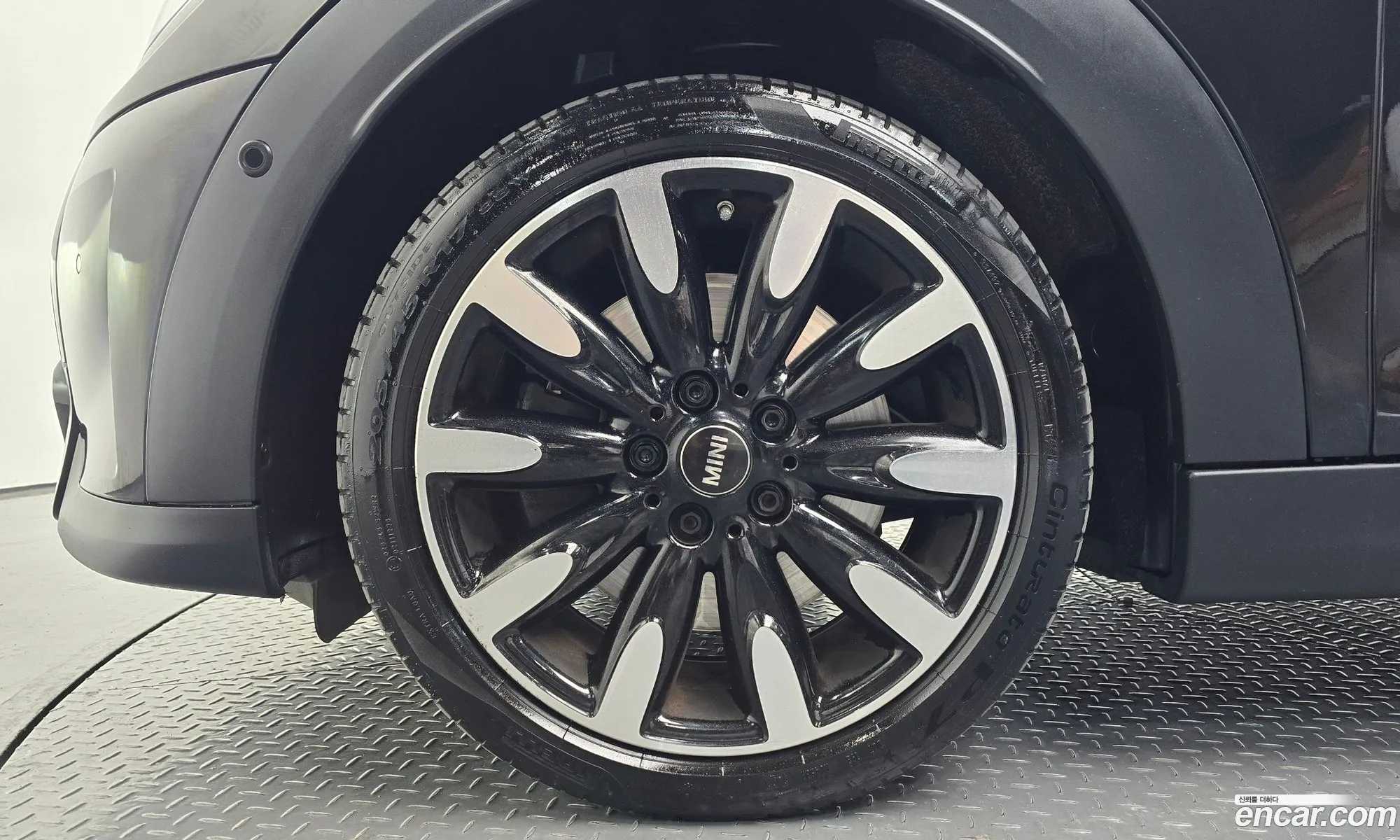 Mini Cooper S 2022 WMW61DK03P2T41061 — 29