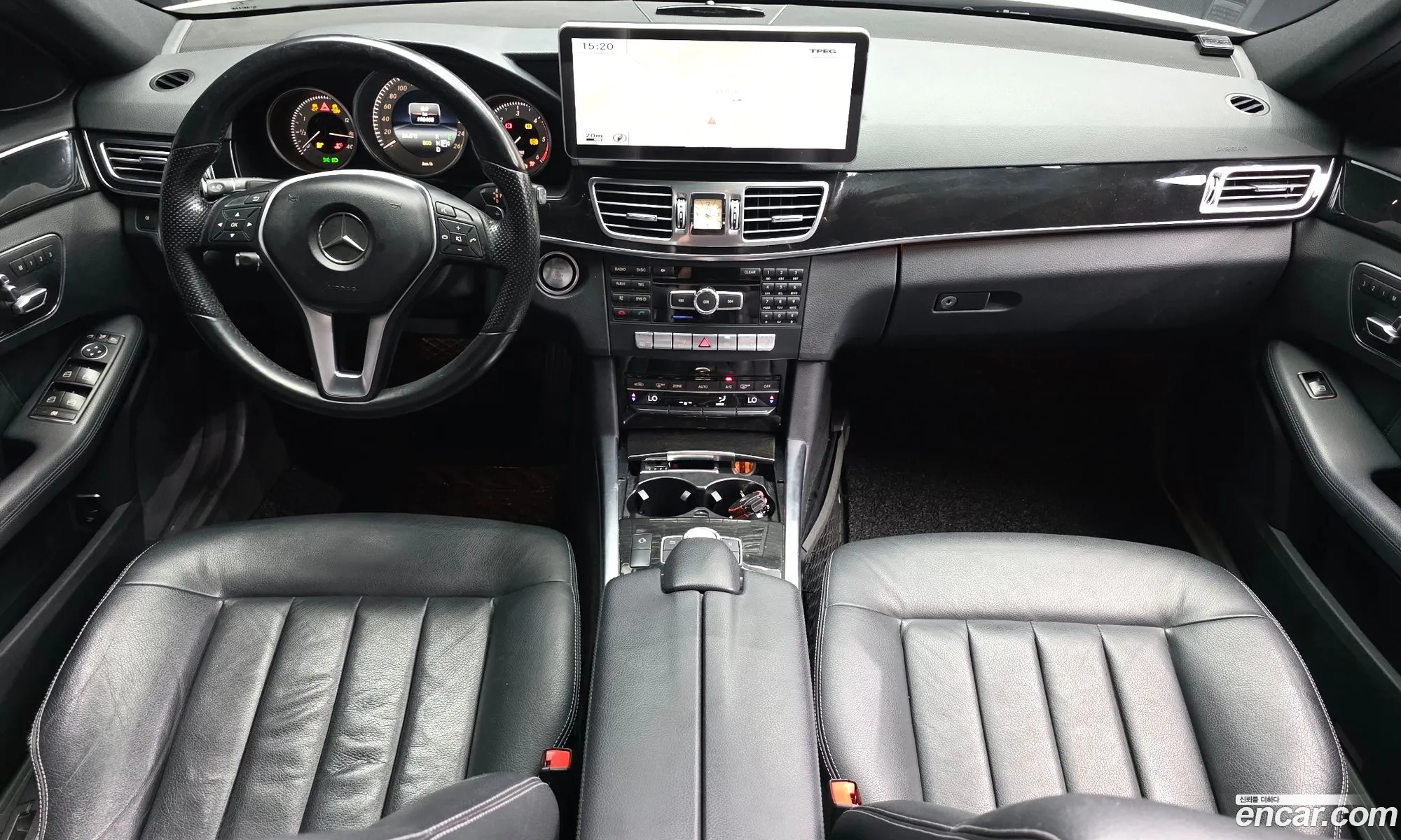 Mercedes-Benz E-Class W212 2013 WDDHF8CB5EA882593 — 19