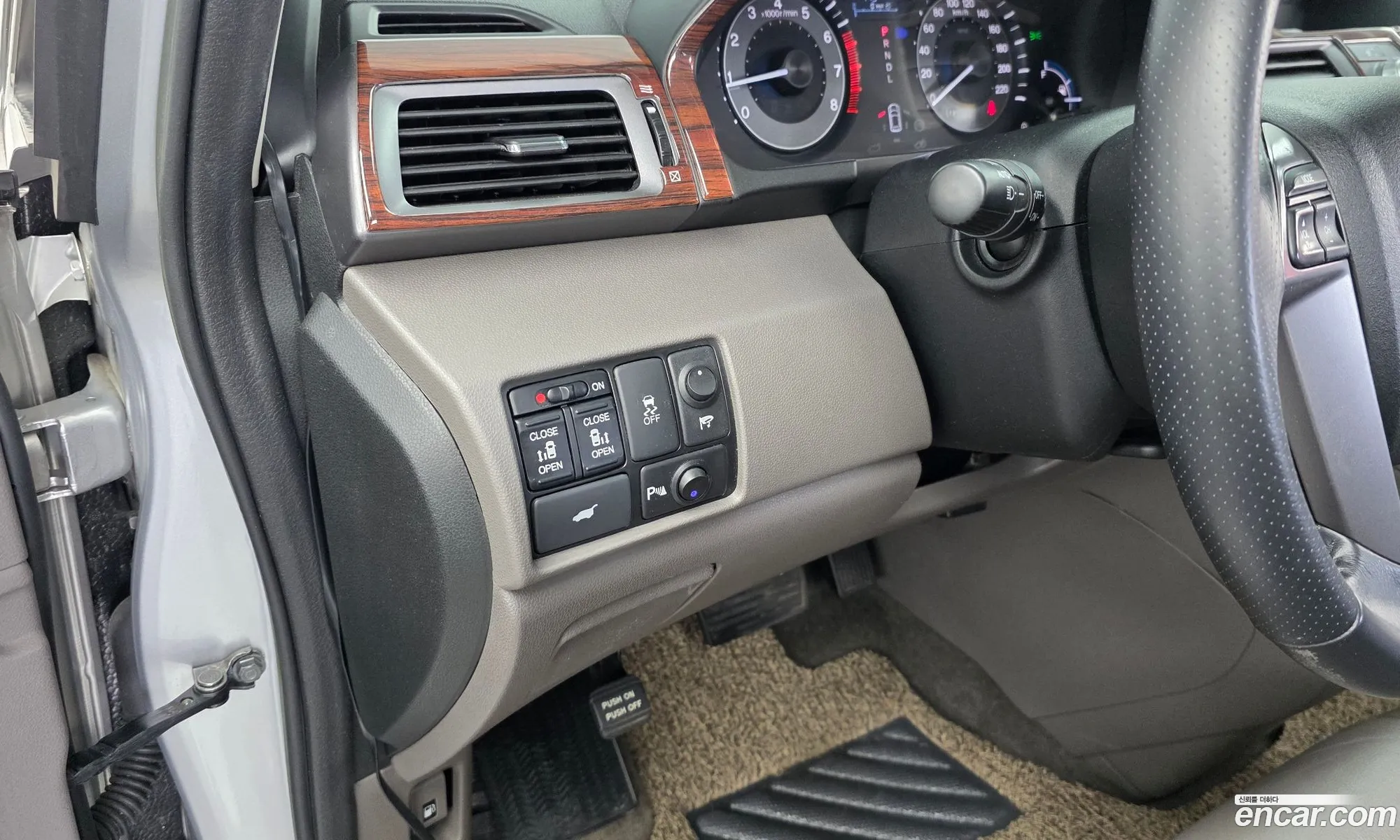 Honda Odyssey 2013 5KBRL5860DB601243 — 5