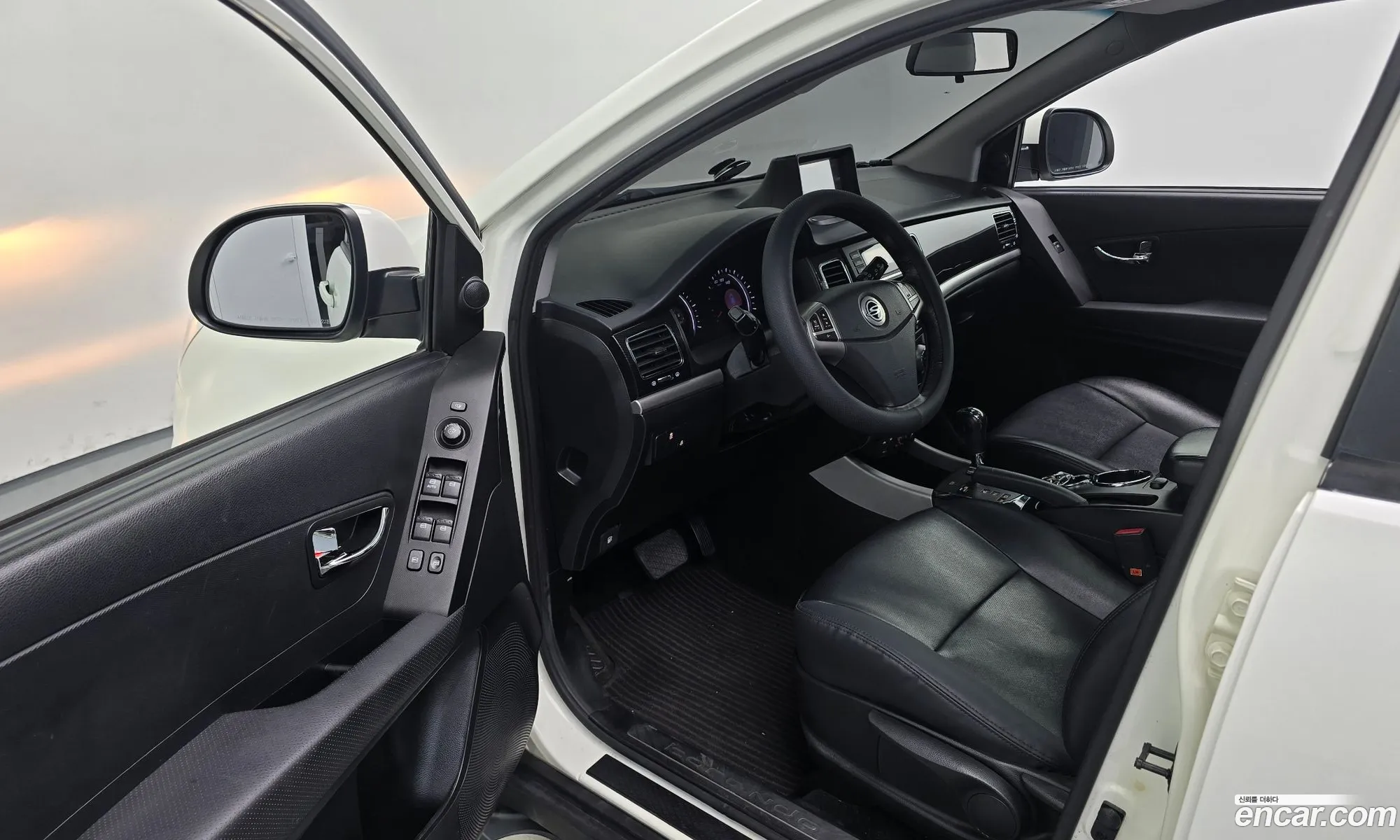 KG Mobility (SsangYong) Korando C 2012 — 7