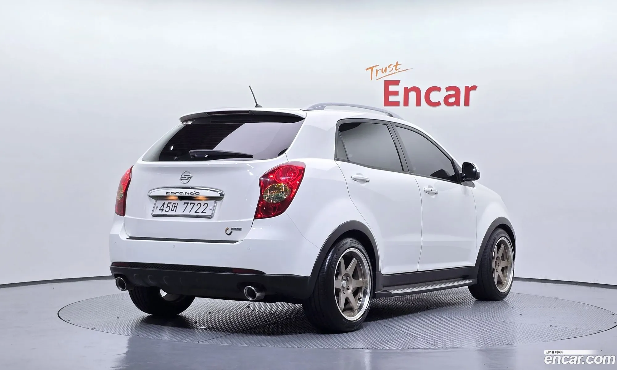 KG Mobility (SsangYong) Korando C 2012 — 17