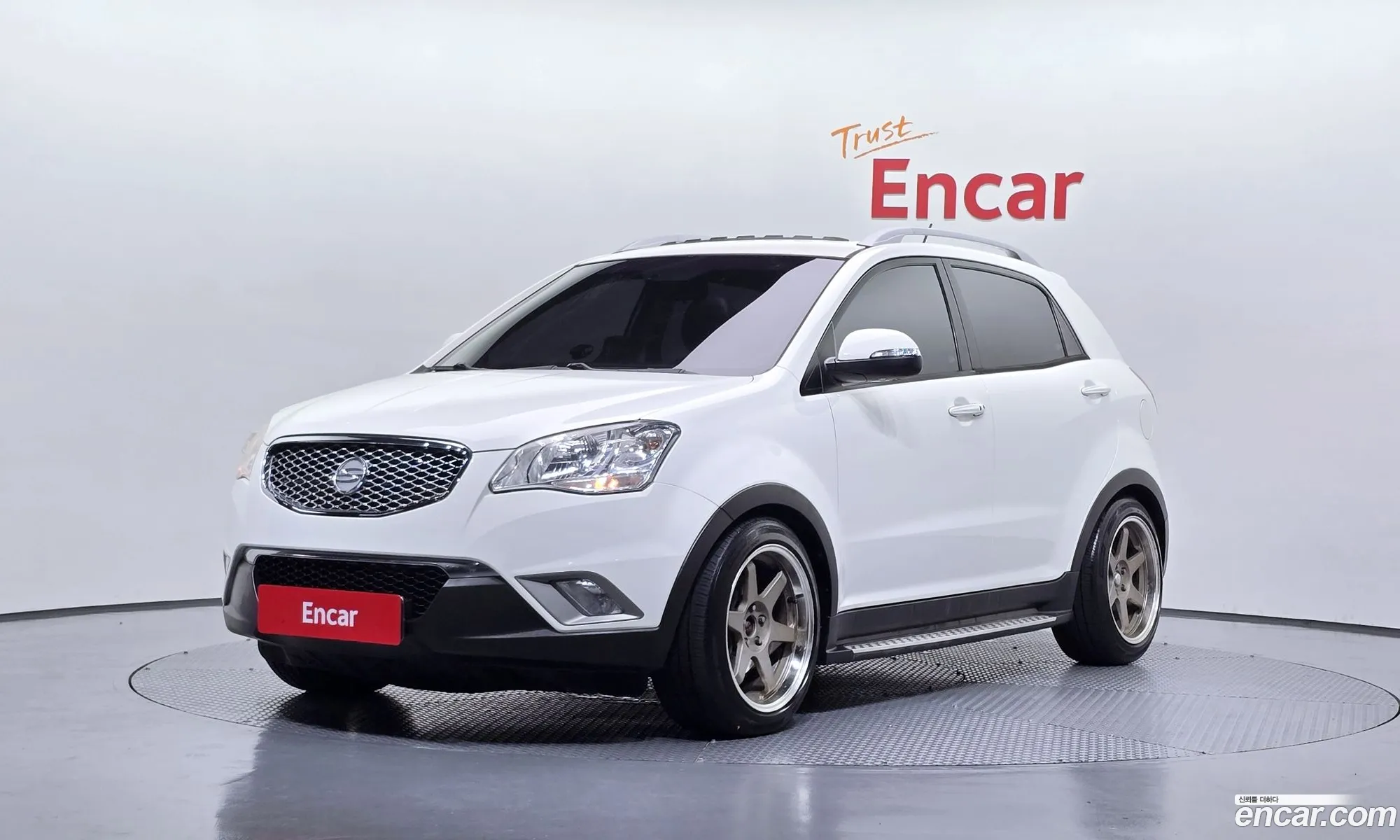 KG Mobility (SsangYong) Korando C 2012 — 14