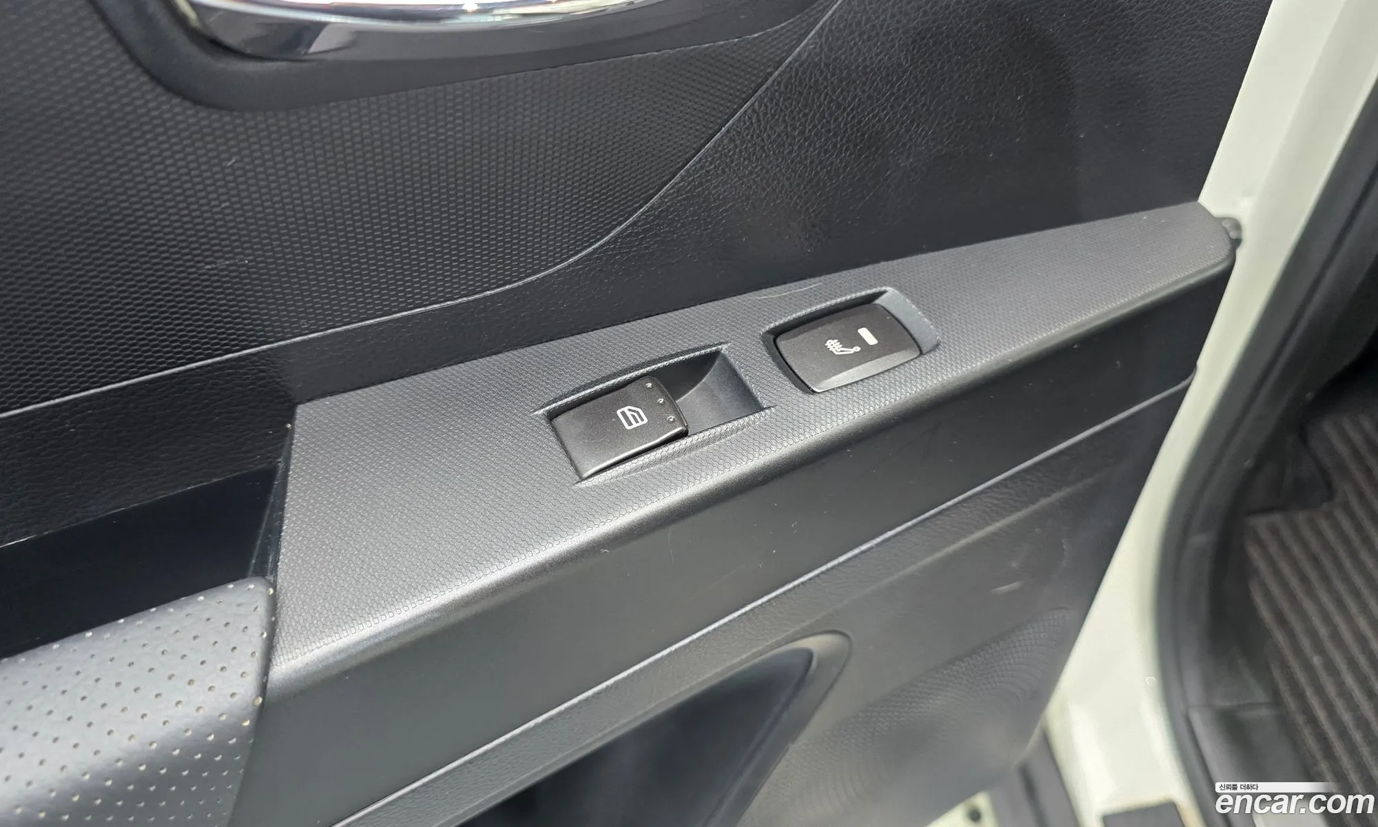 KG Mobility (SsangYong) Korando C 2012 — 11